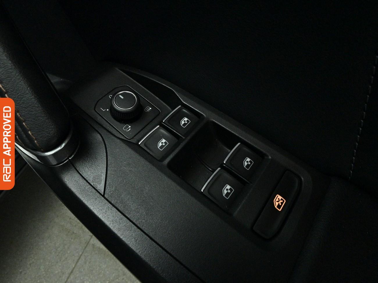 Cupra Formentor view 24