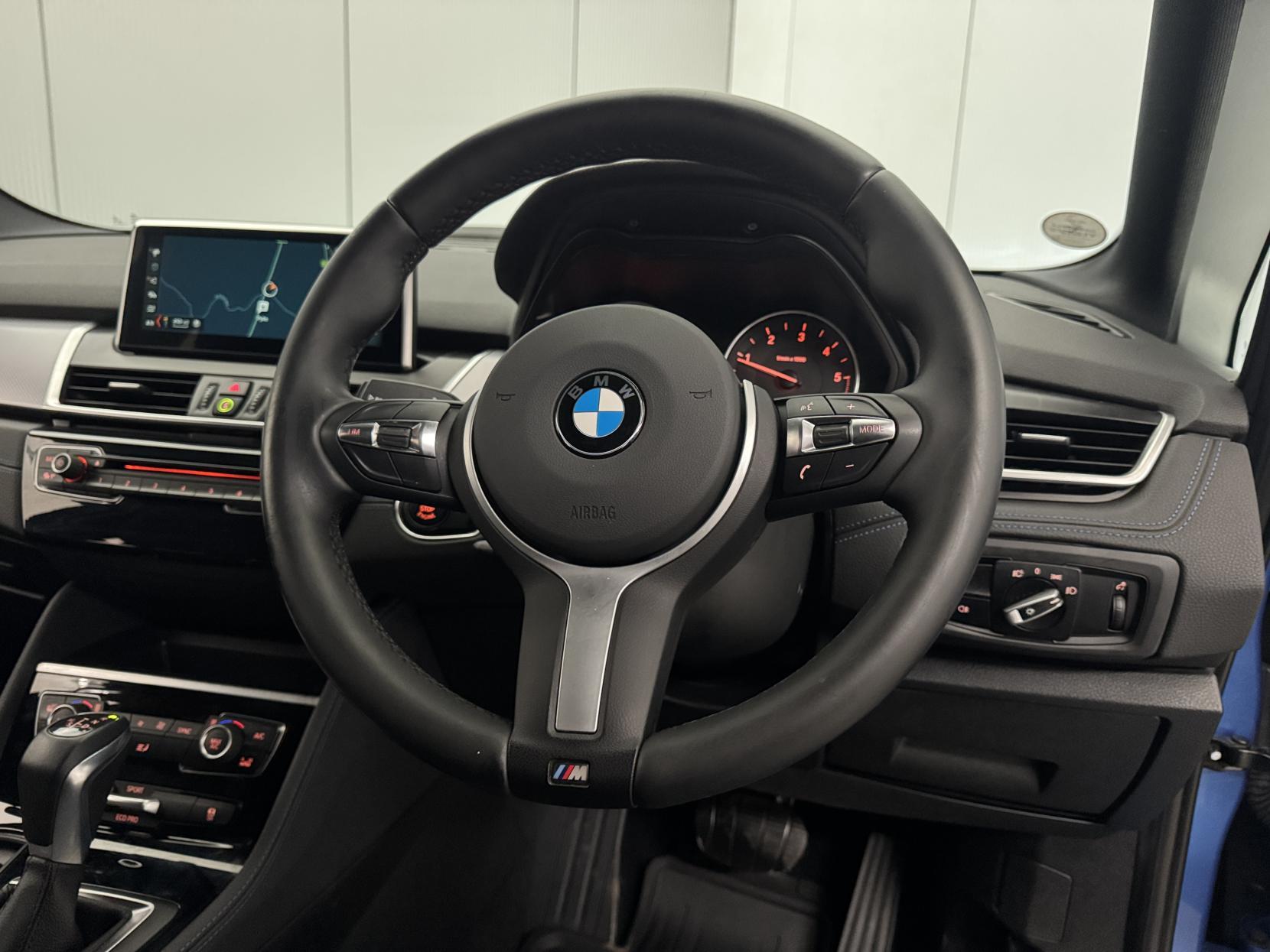 BMW 2 Series view 66