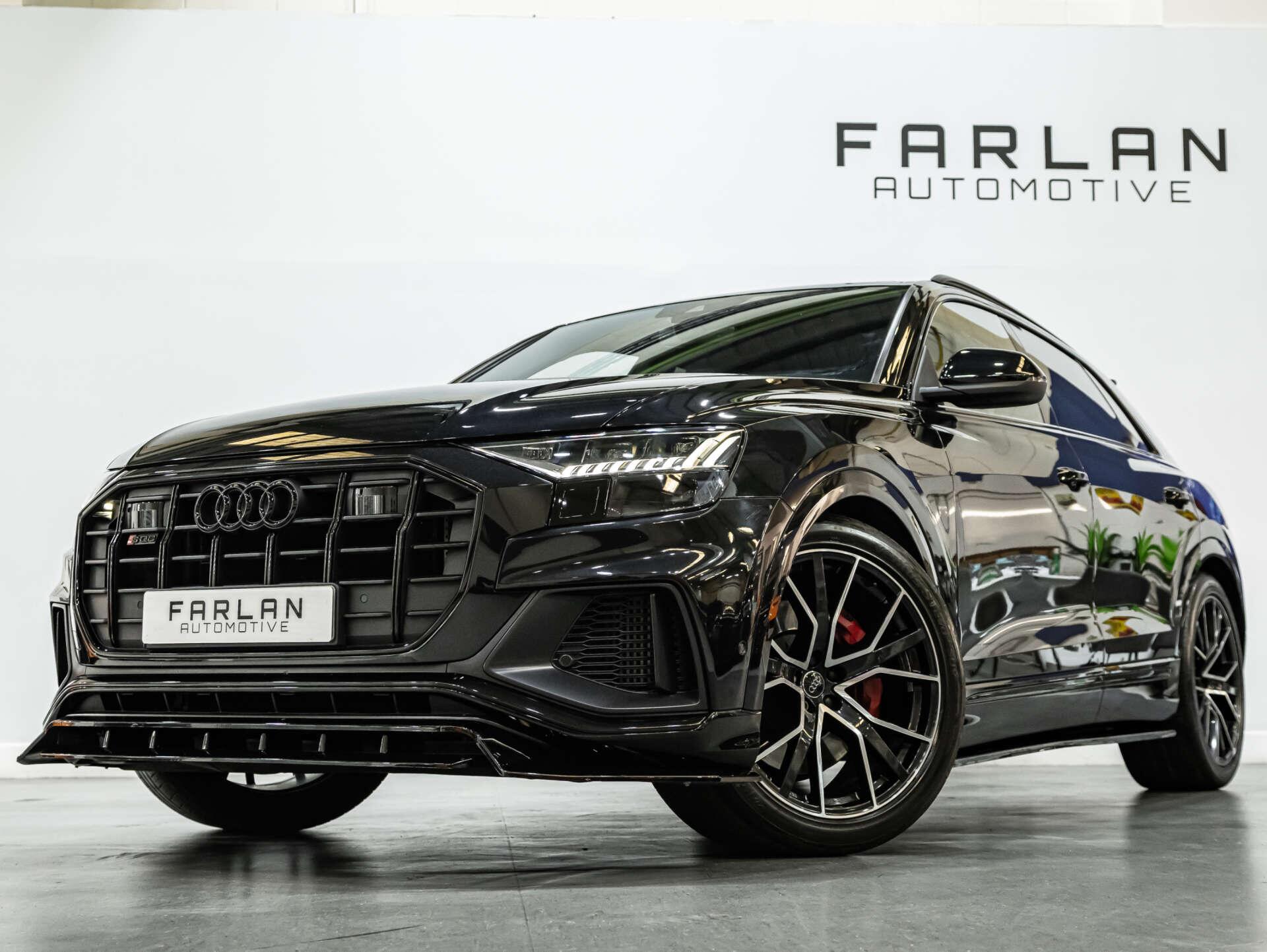 Audi SQ8 view 90