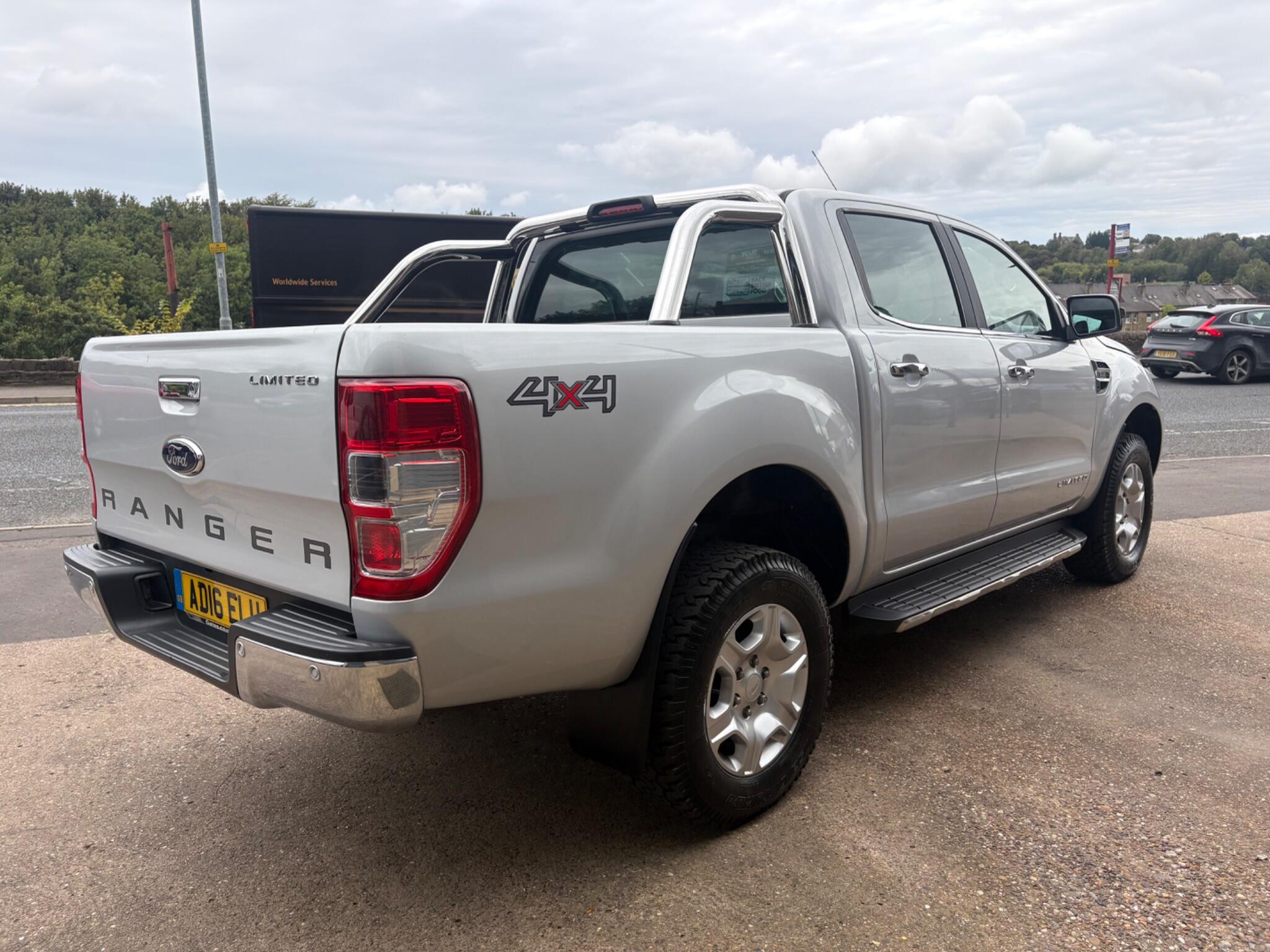 Ford Ranger view 10