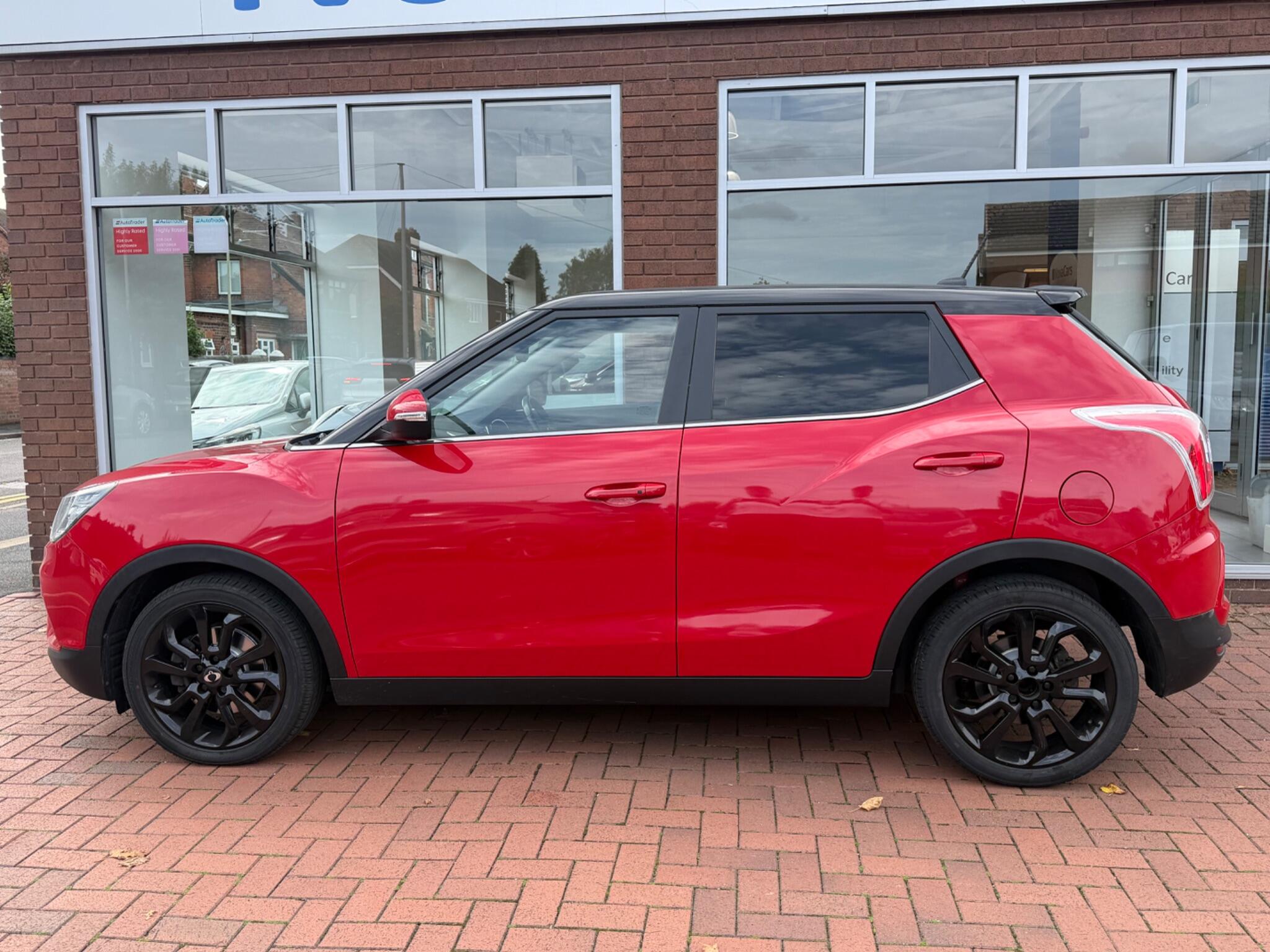 KGM Tivoli view 9