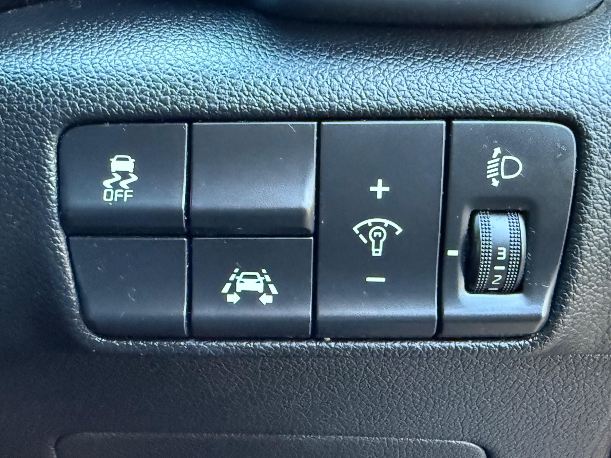Kia Sportage view 34
