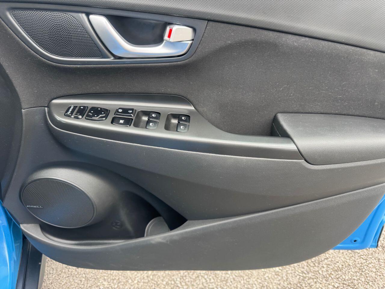 Hyundai Kona view 12