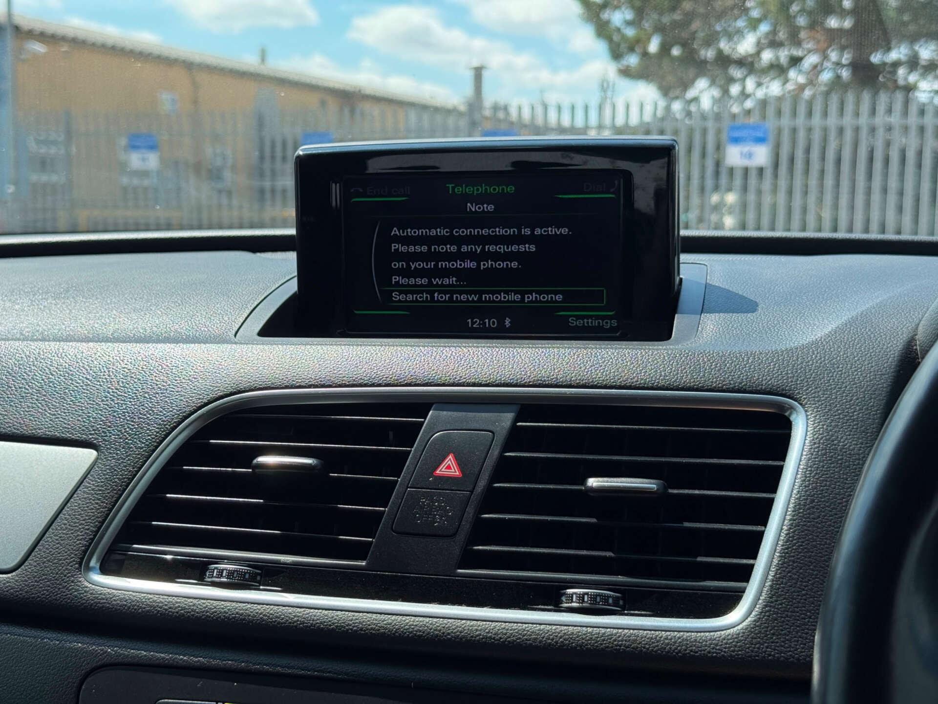 Audi Q3 view 69