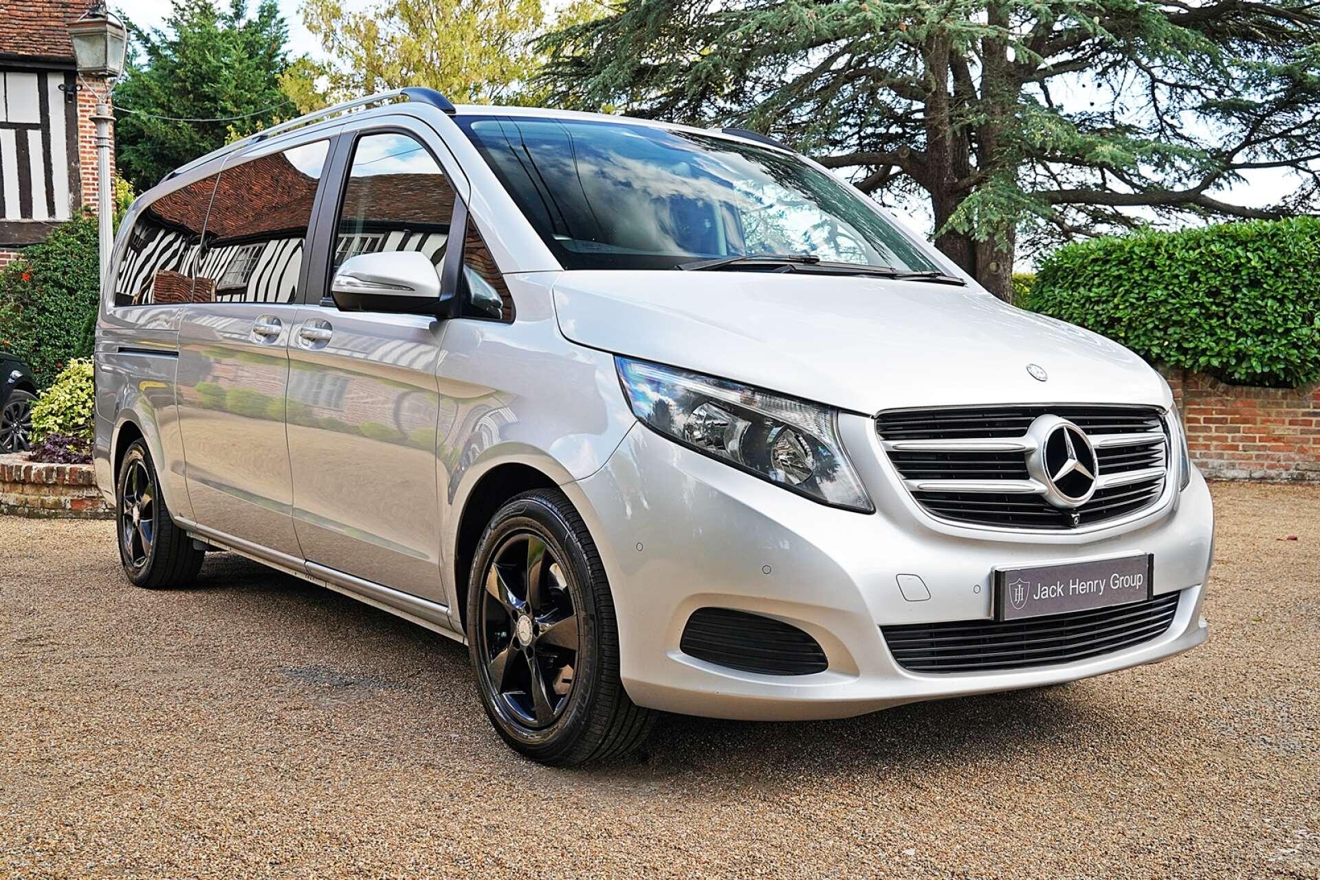 Mercedes-Benz V-Class view 7