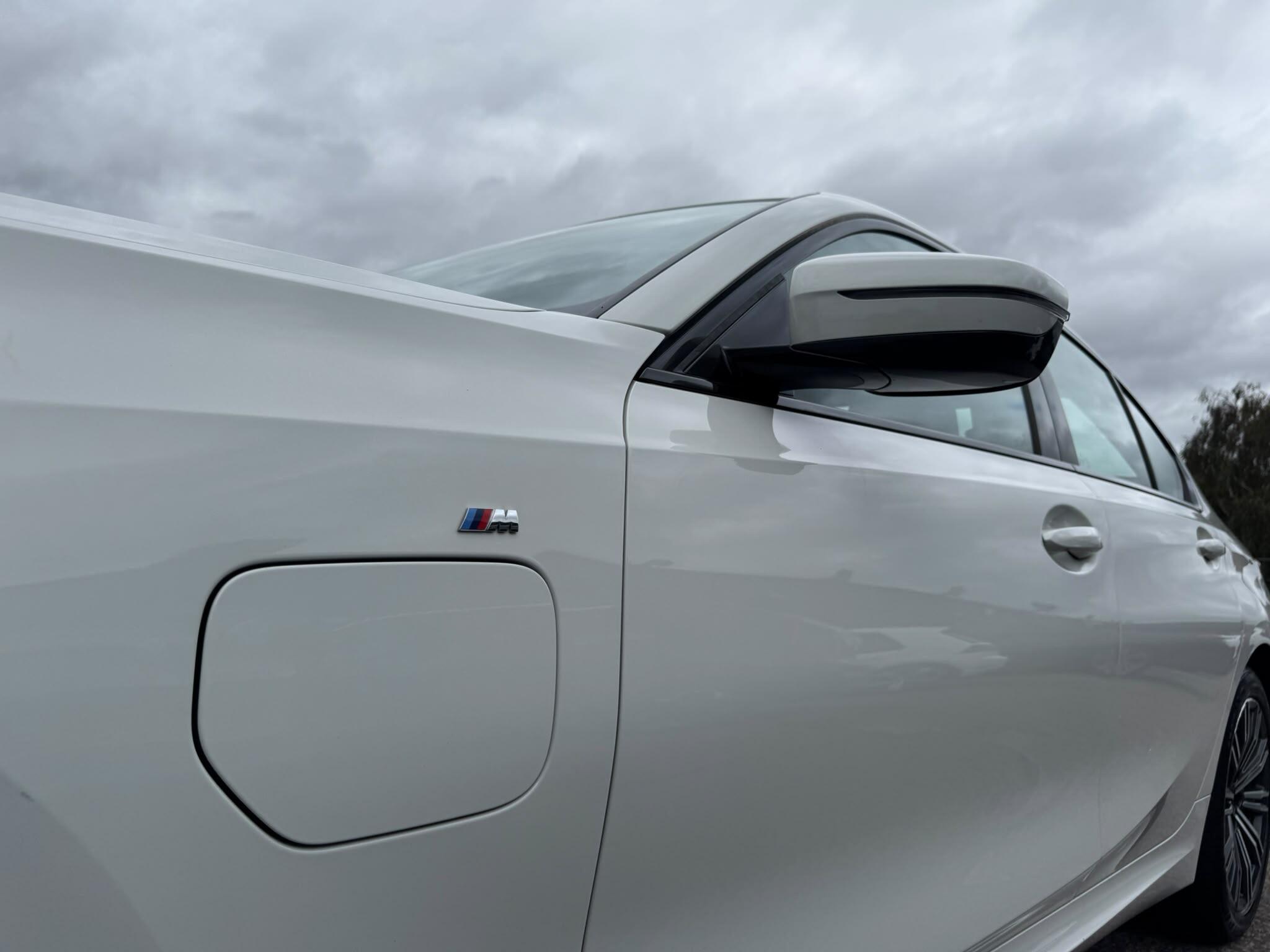 BMW 3 Series view 85