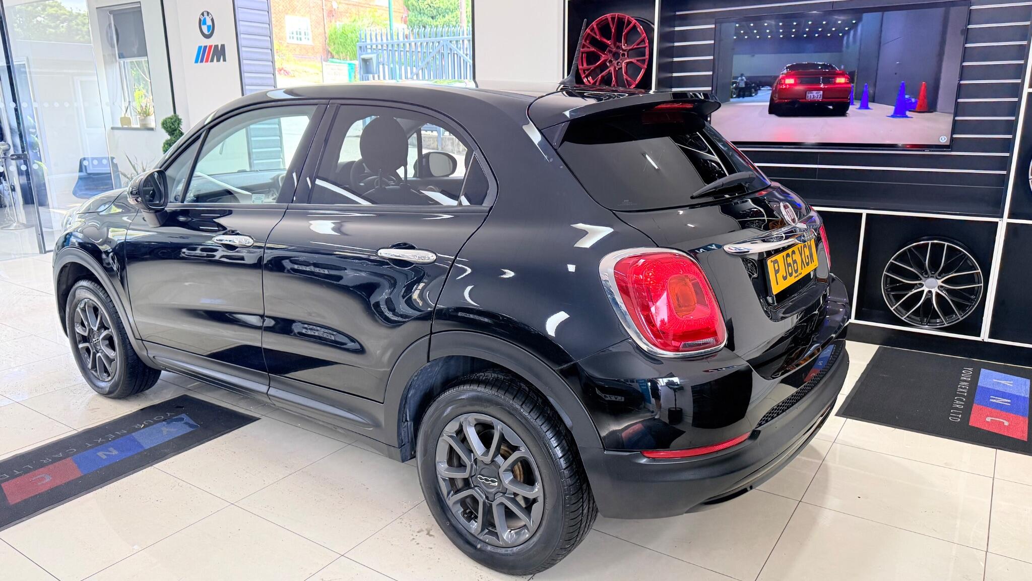 Fiat 500X view 8