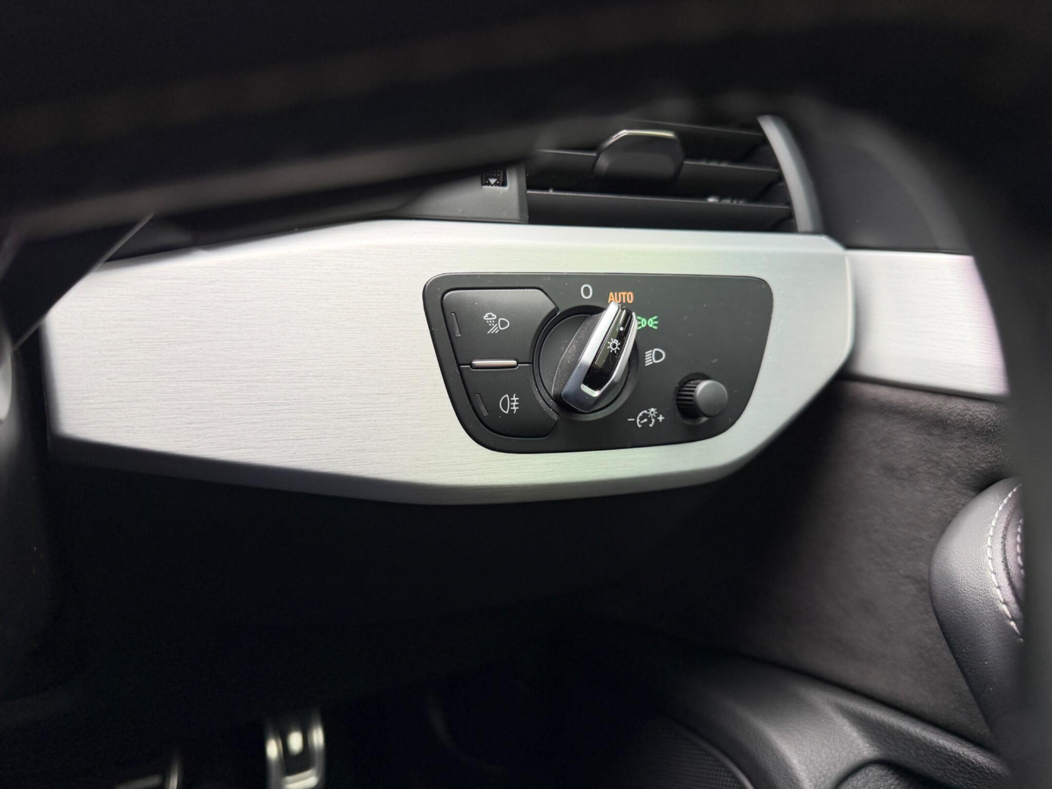 Audi S5 view 18