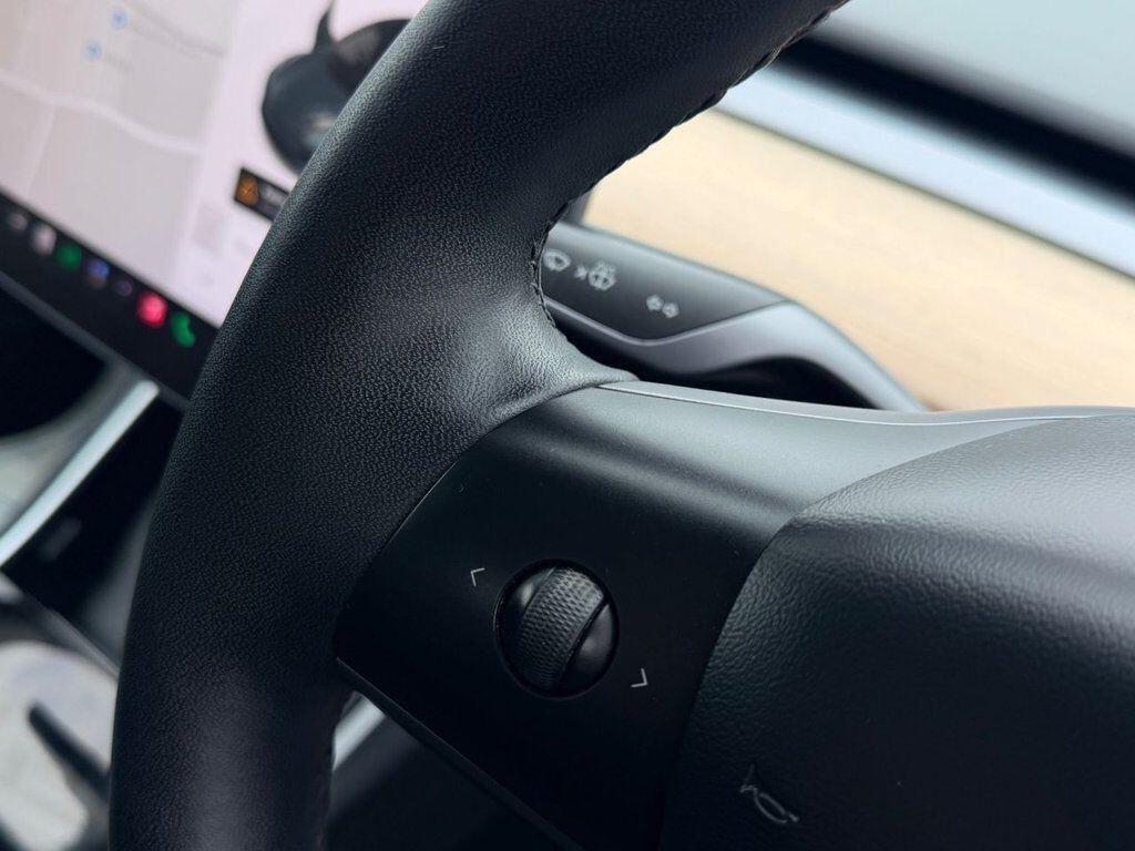 Tesla Model 3 view 24