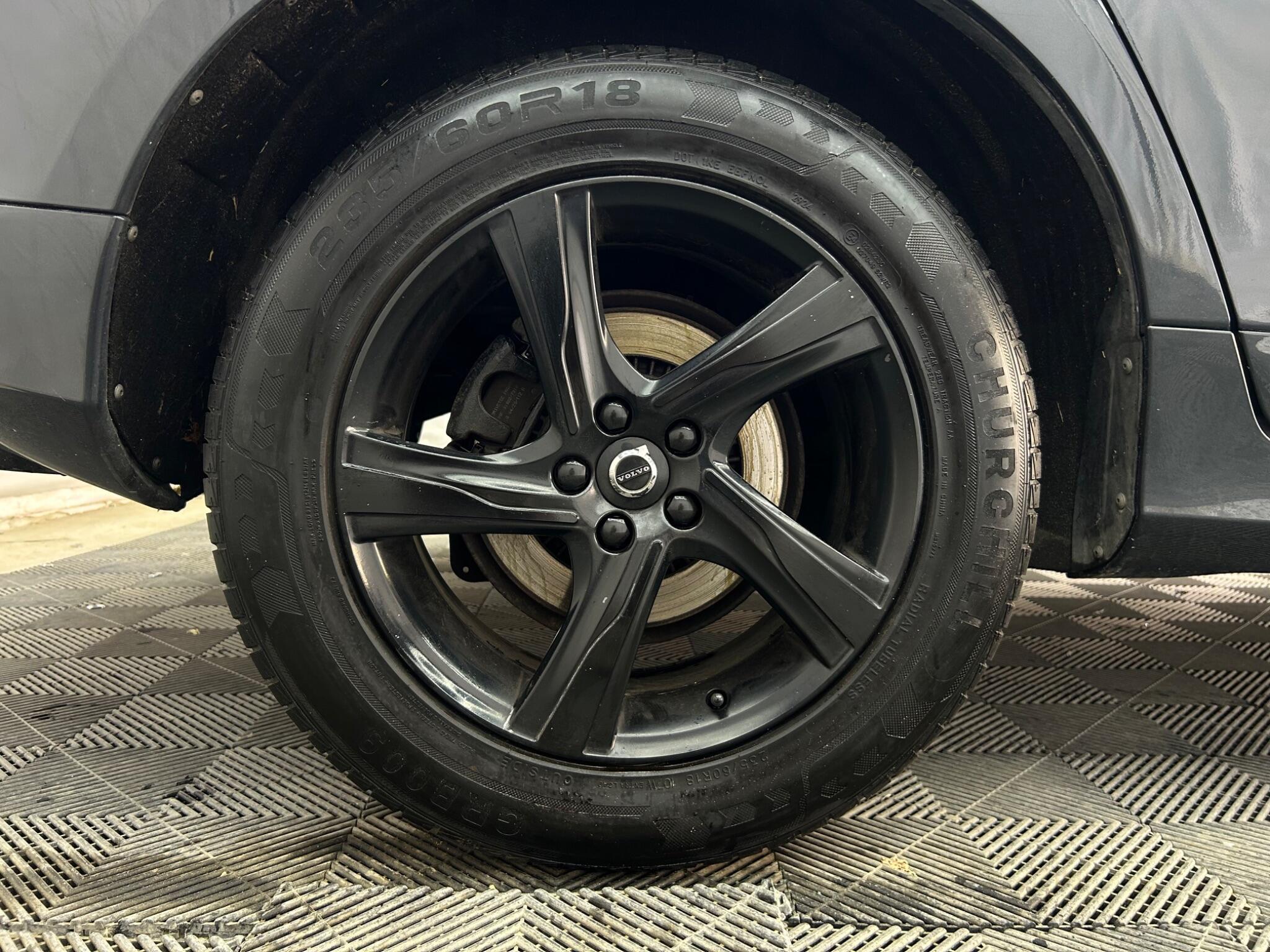 Volvo XC60 view 29