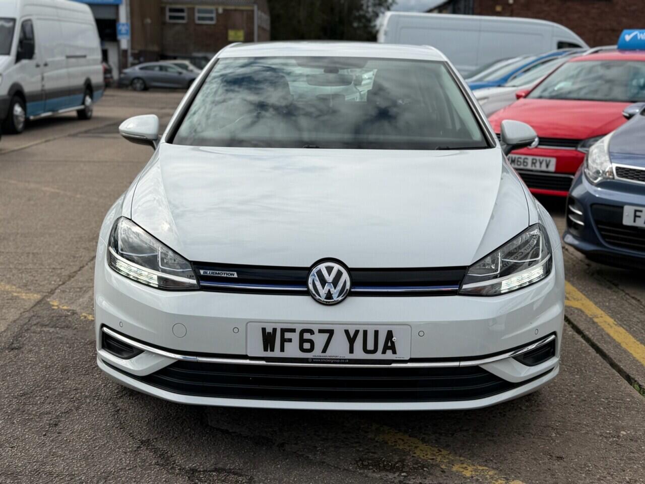 Volkswagen Golf view 16