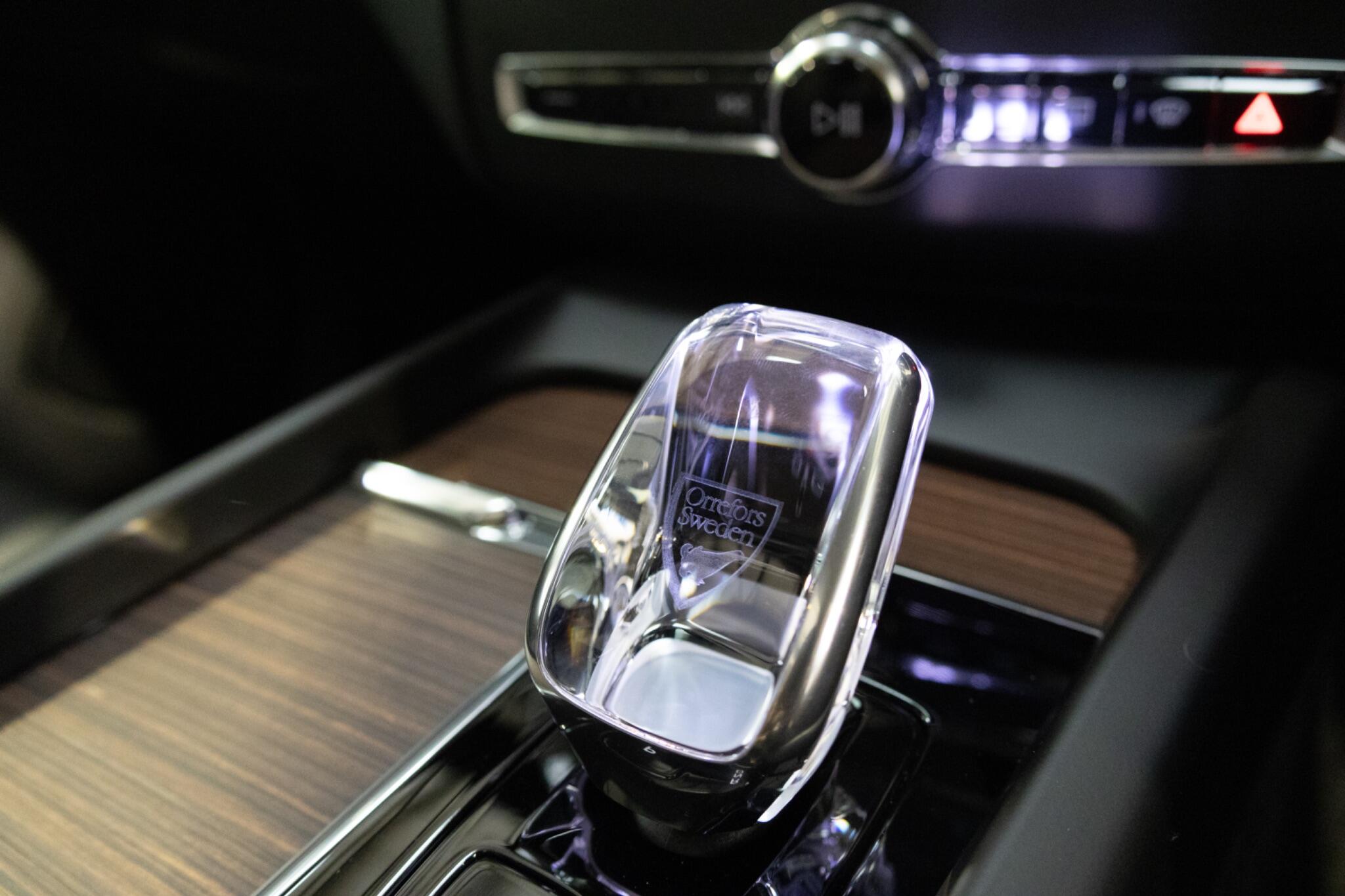 Volvo XC60 view 30