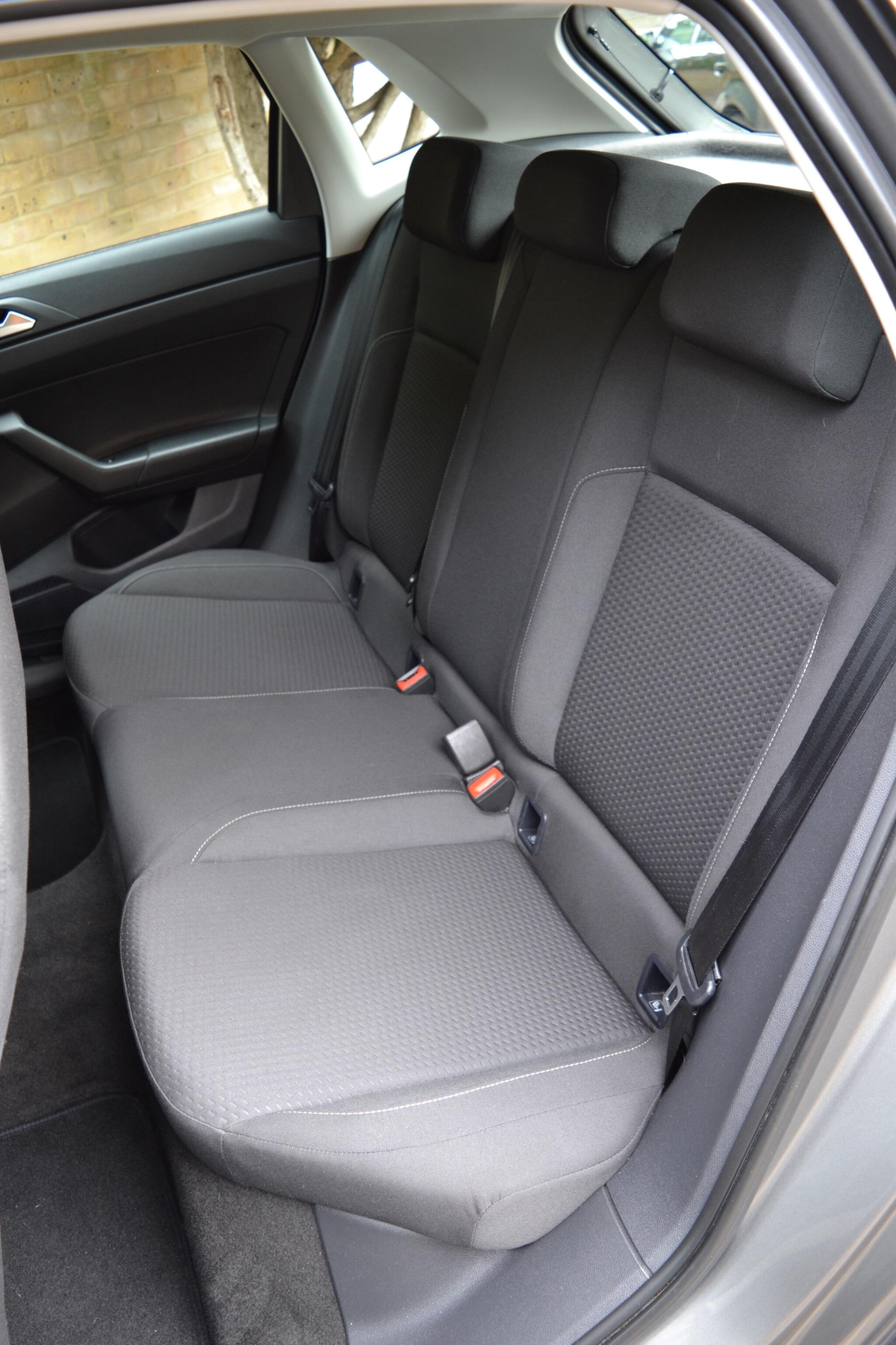 Volkswagen Polo view 23
