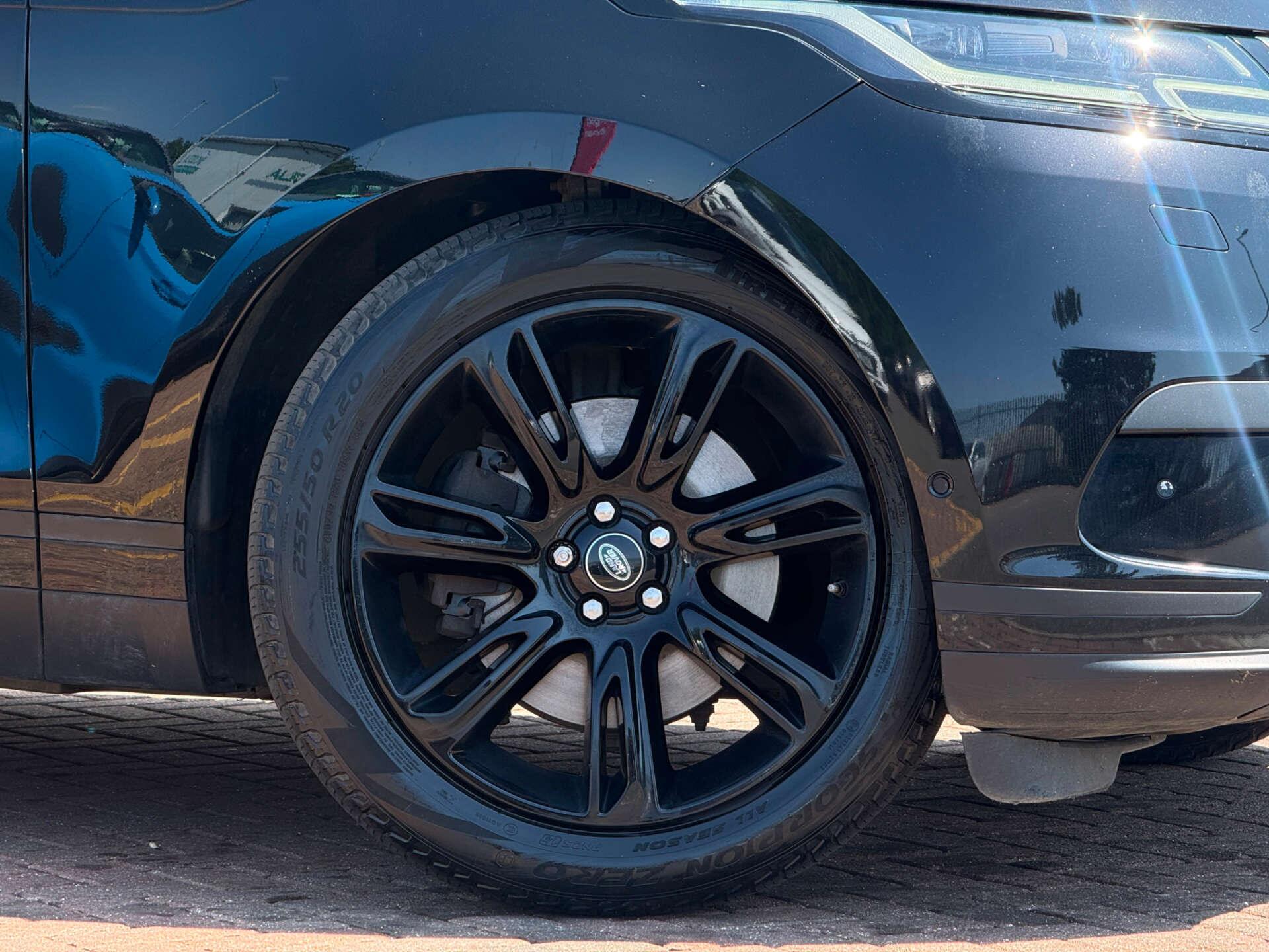 Land Rover Range Rover Velar view 20