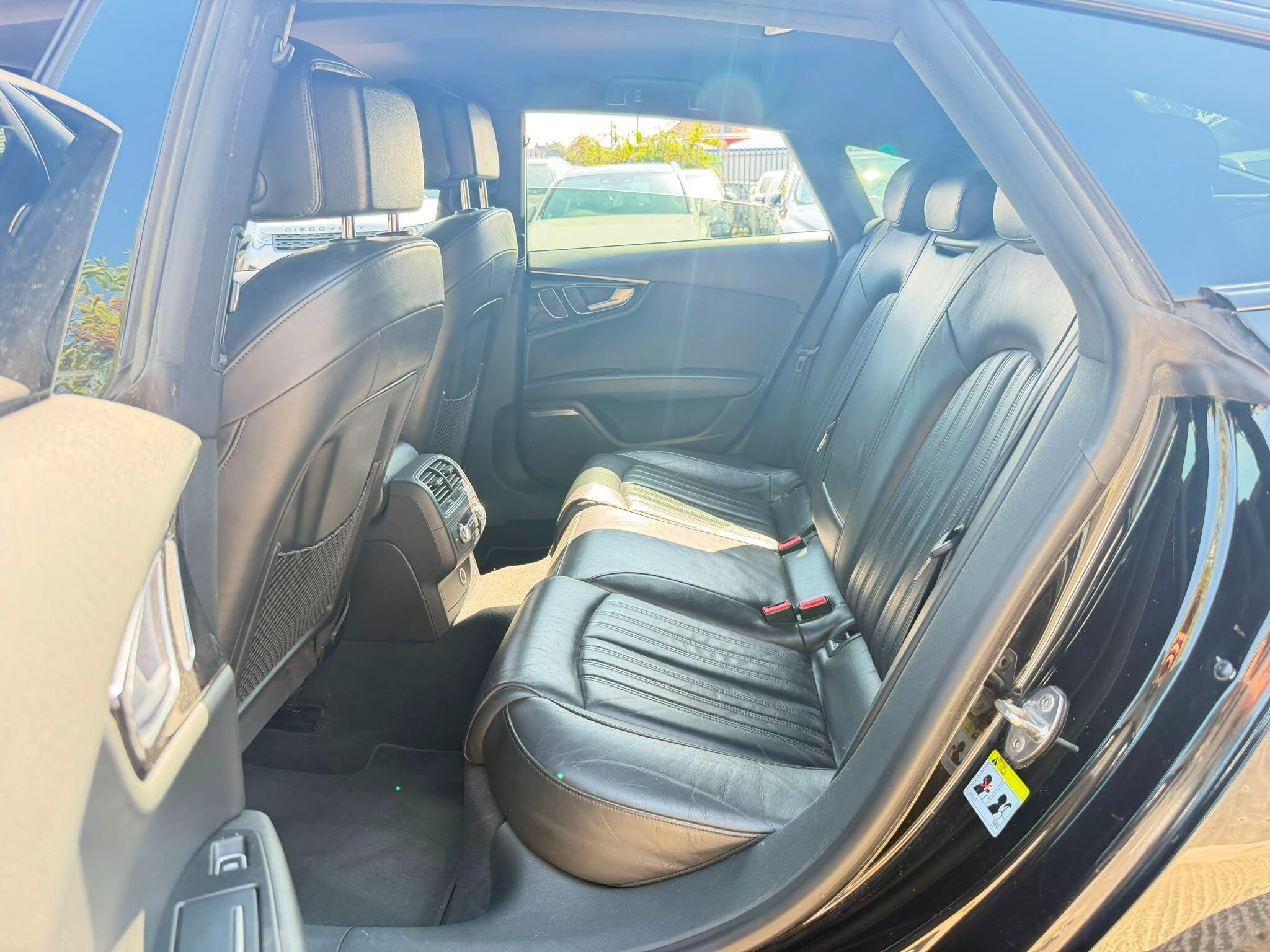 Audi A7 view 14
