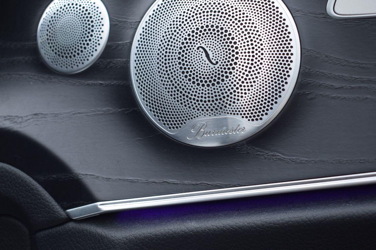 Mercedes-Benz E-Class view 34