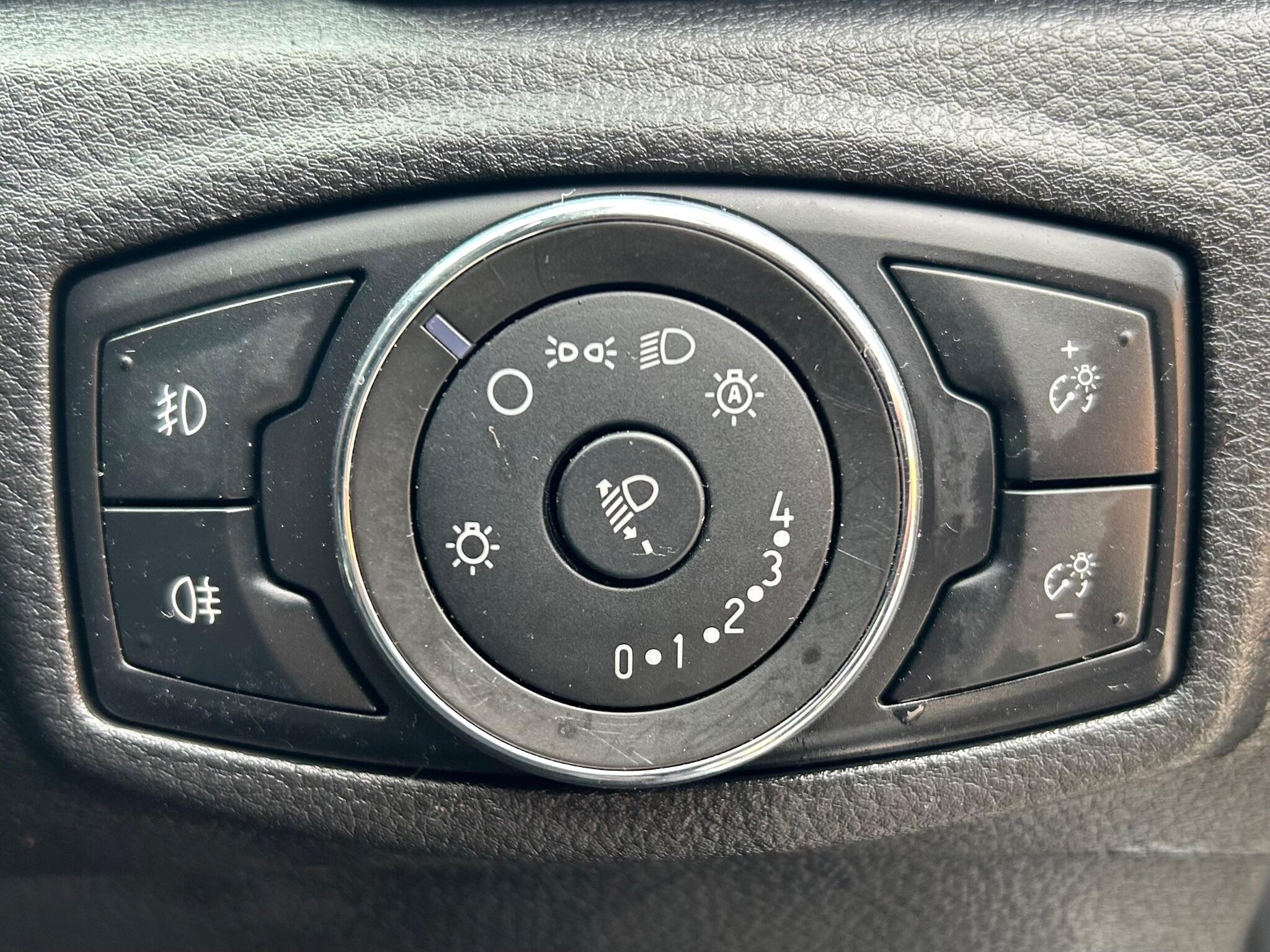 Ford Ranger view 42