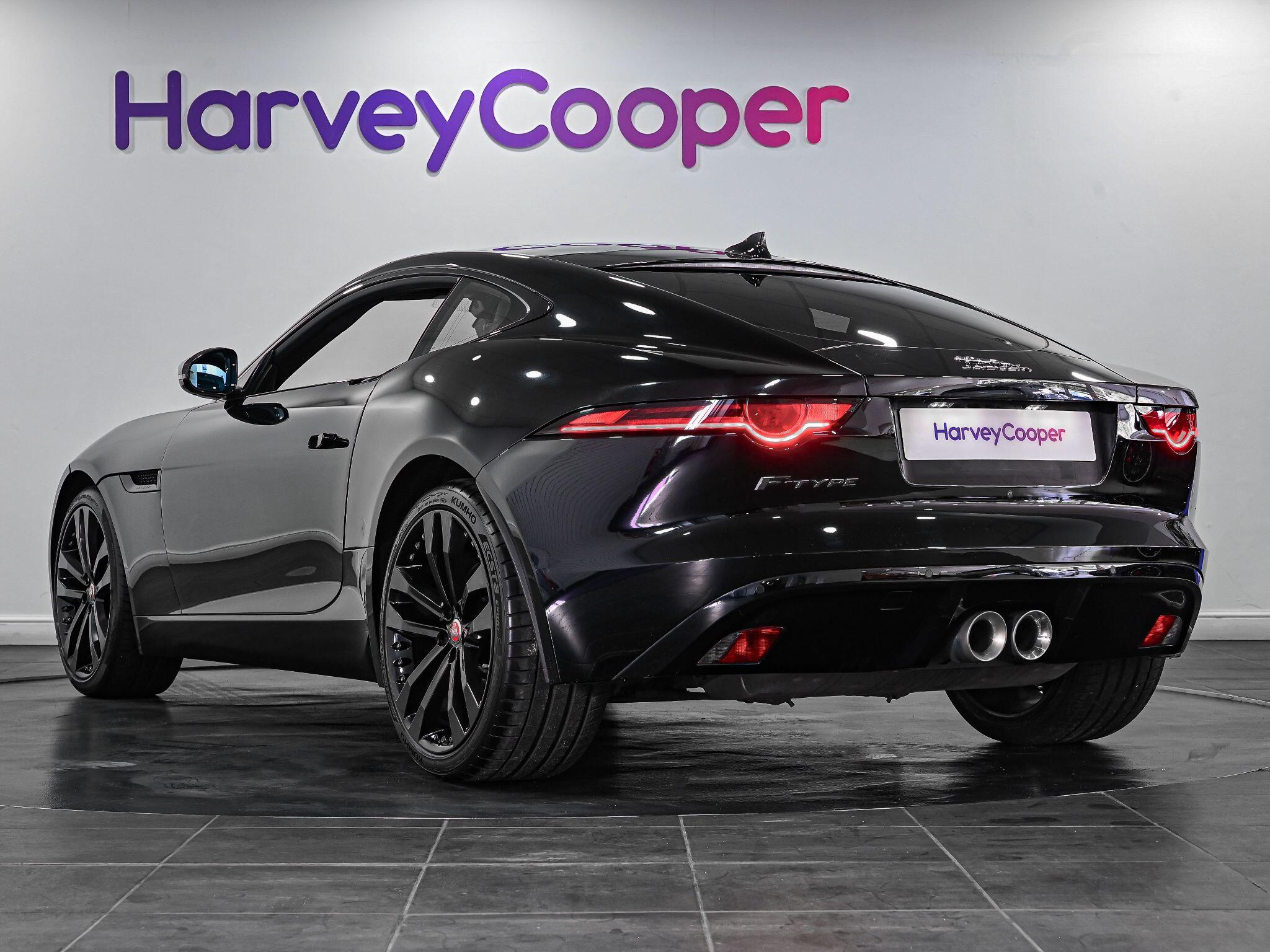 Jaguar F-Type view 5