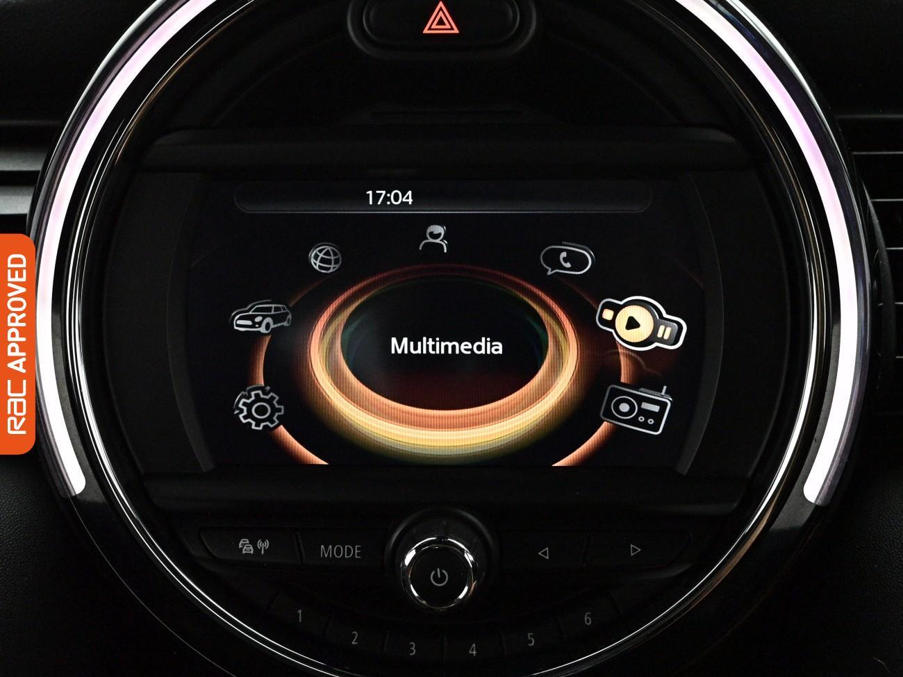Mini Convertible view 16