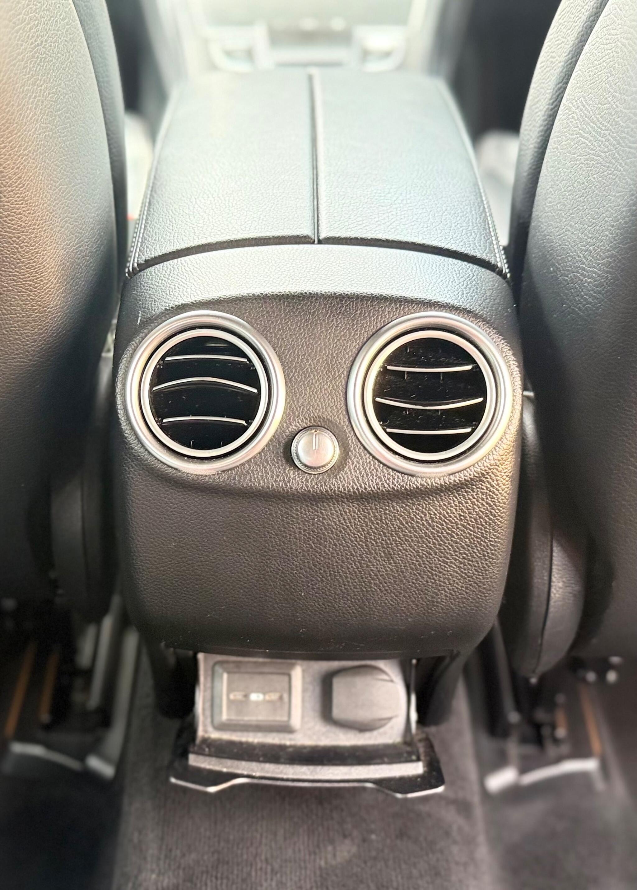Mercedes-Benz GLC view 14
