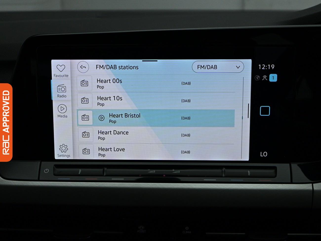 Volkswagen Golf view 14