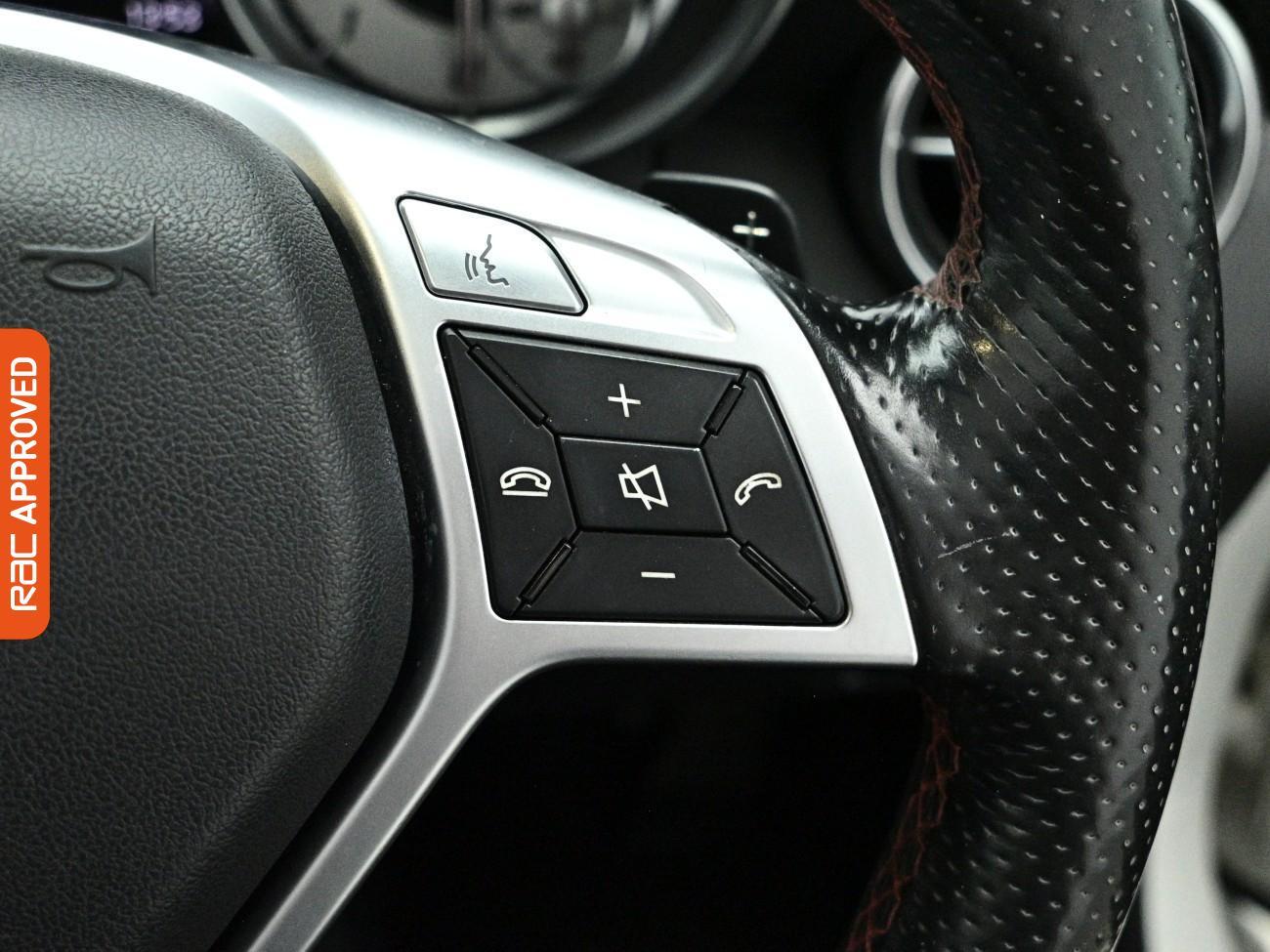 Mercedes-Benz SLK view 14