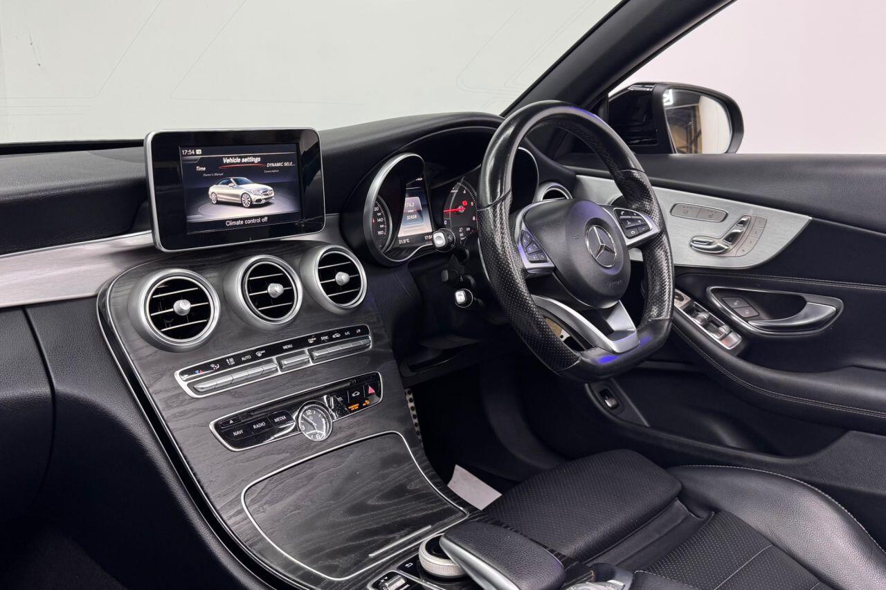 Mercedes-Benz C-Class view 44