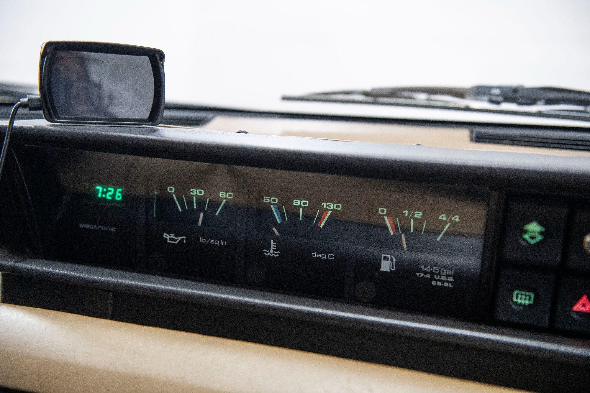 Rover 1982 Rover view 21