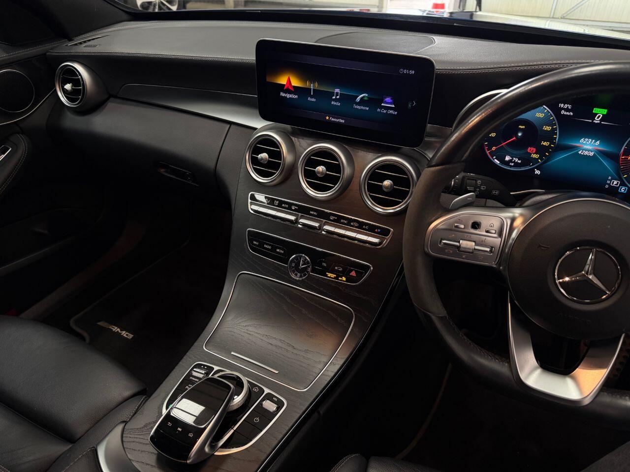 Mercedes-Benz C Class view 7