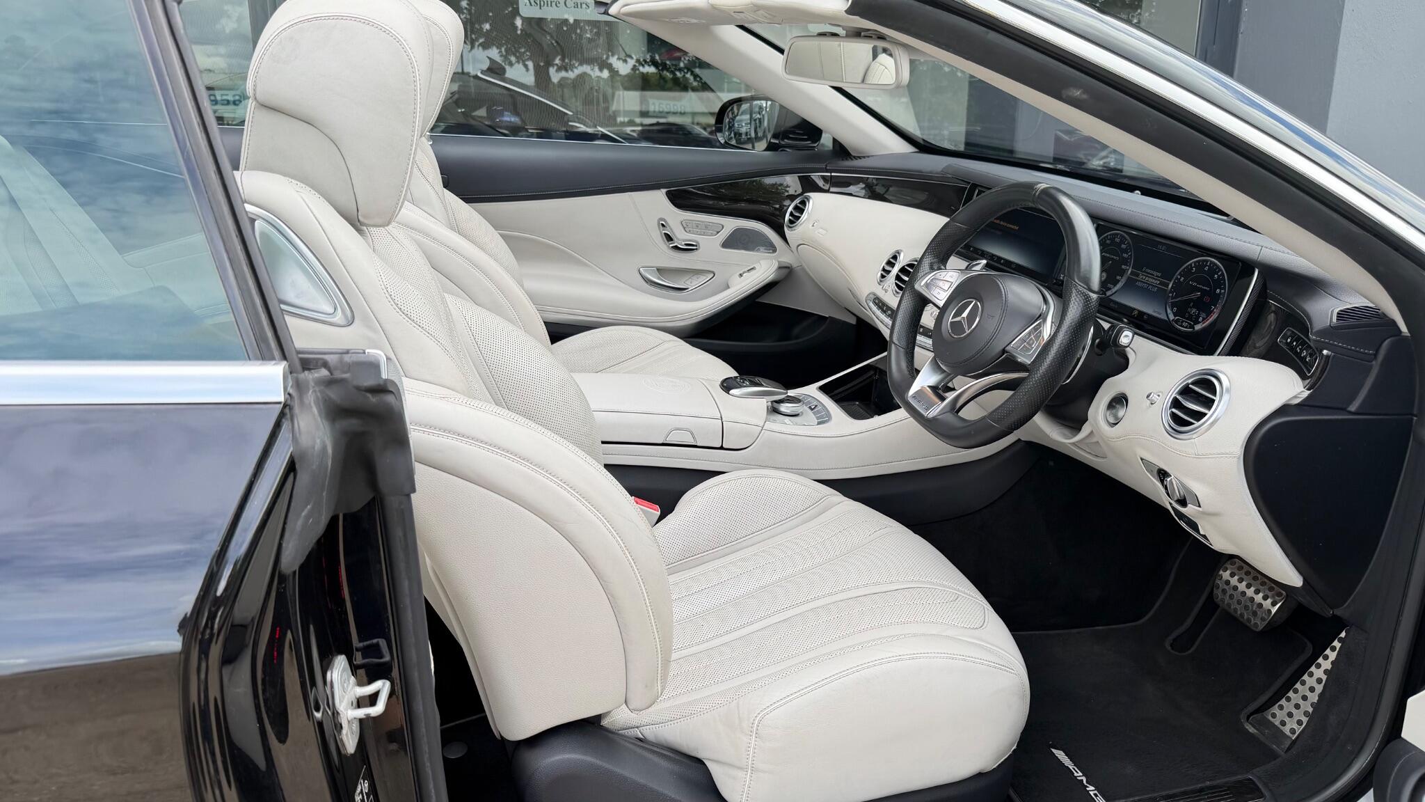 Mercedes-Benz S Class view 12