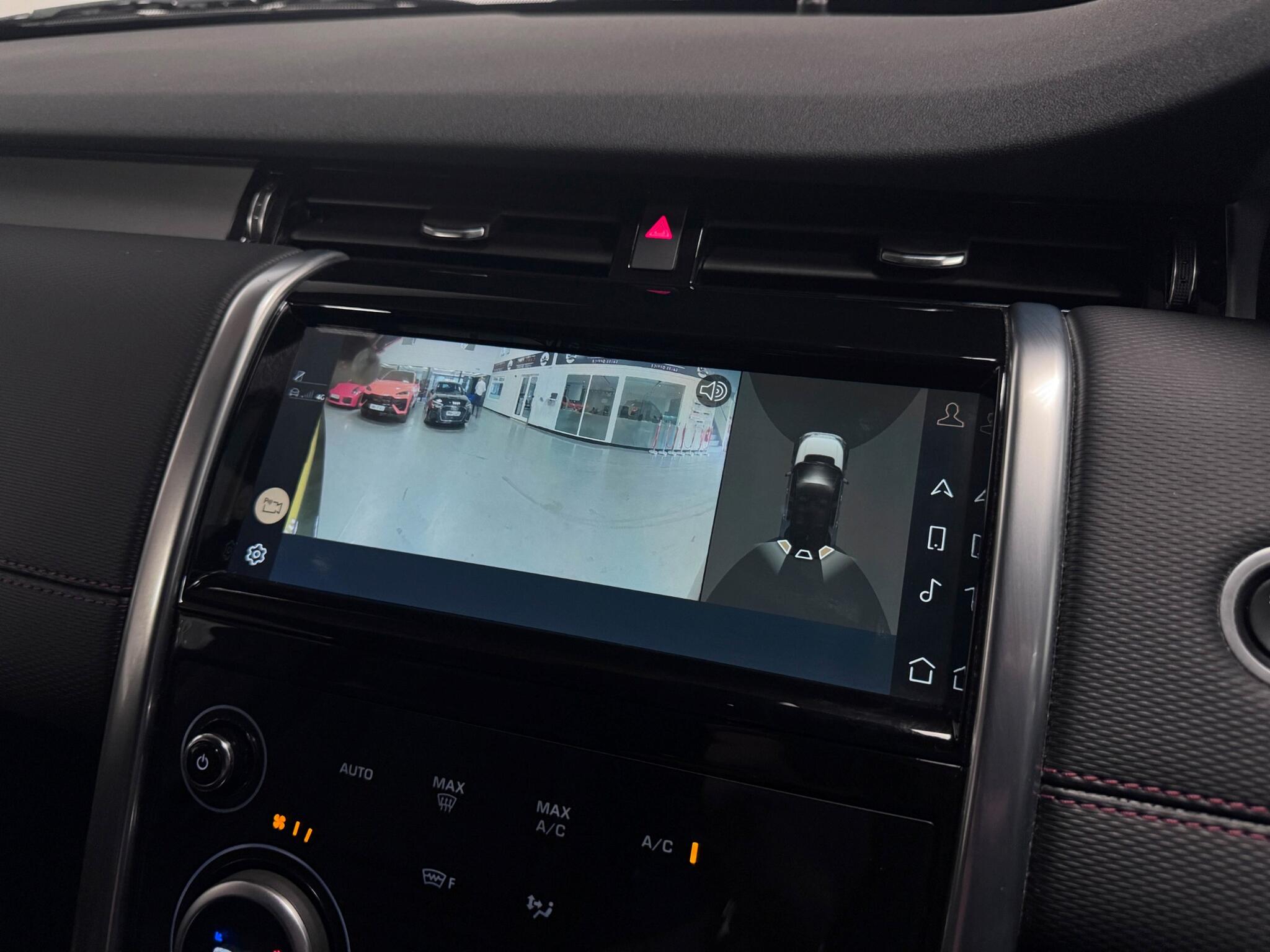 Land Rover Discovery Sport view 59