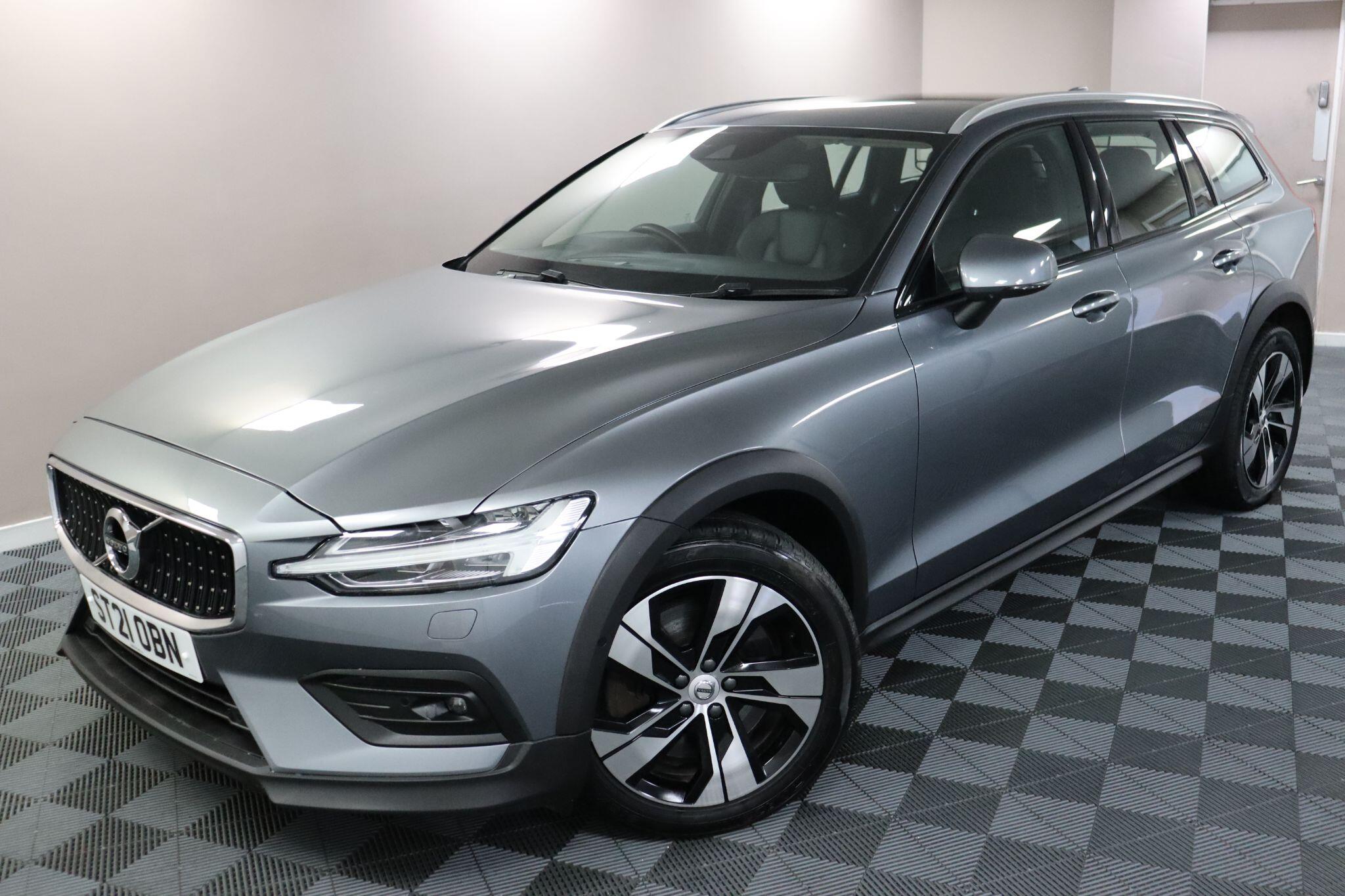Volvo V60 Cross Country view 20