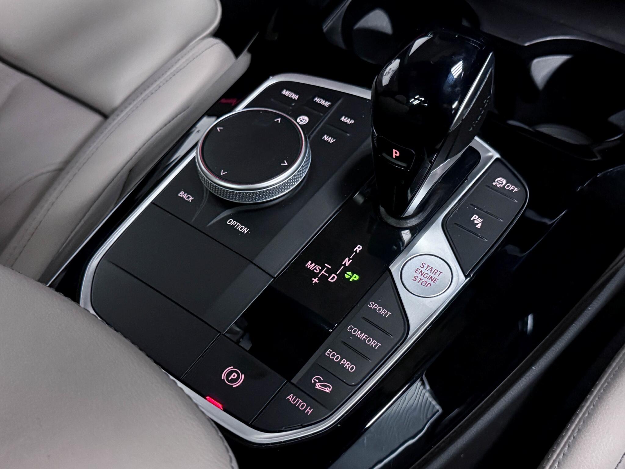 BMW X3 view 34