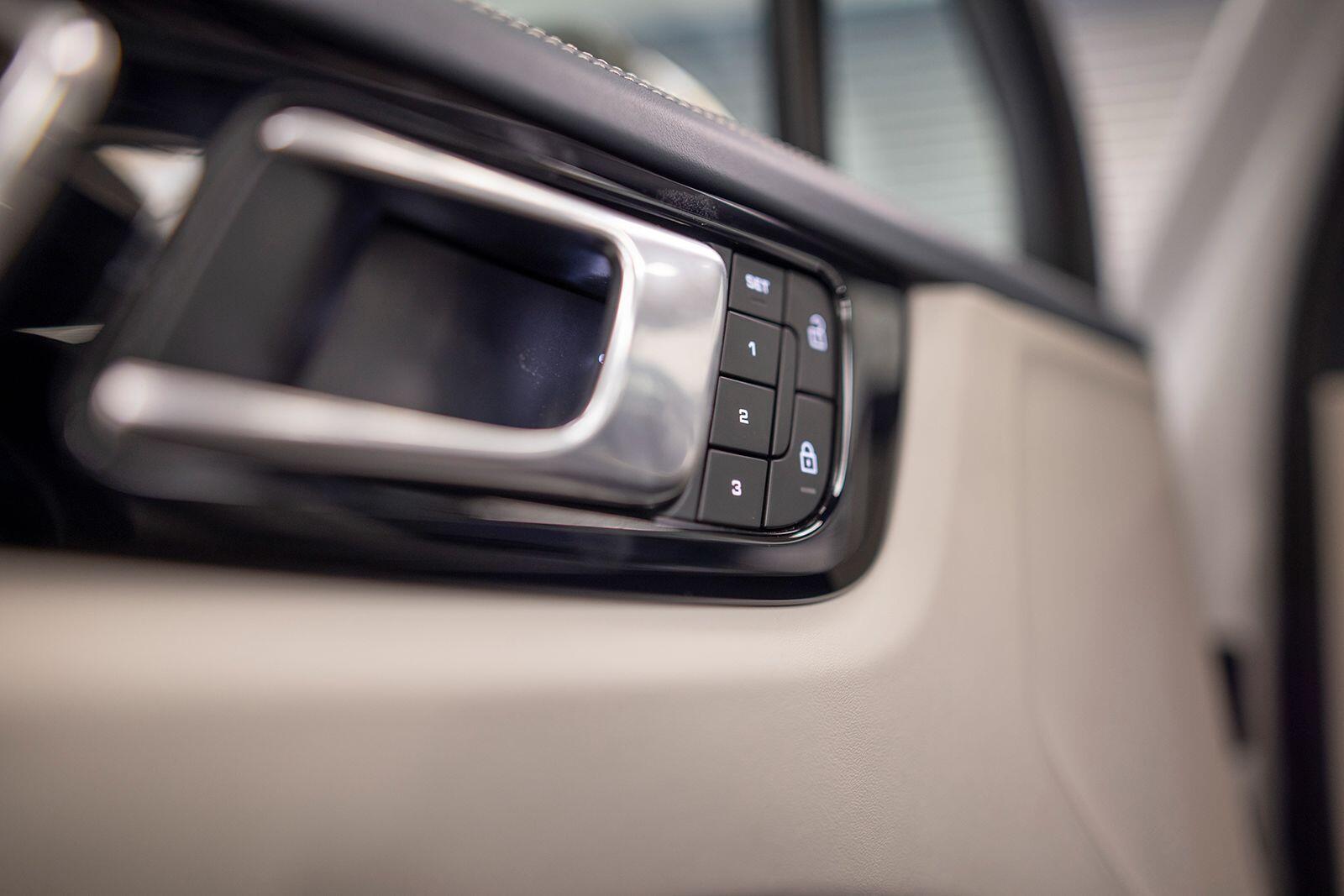 Porsche Cayenne view 78