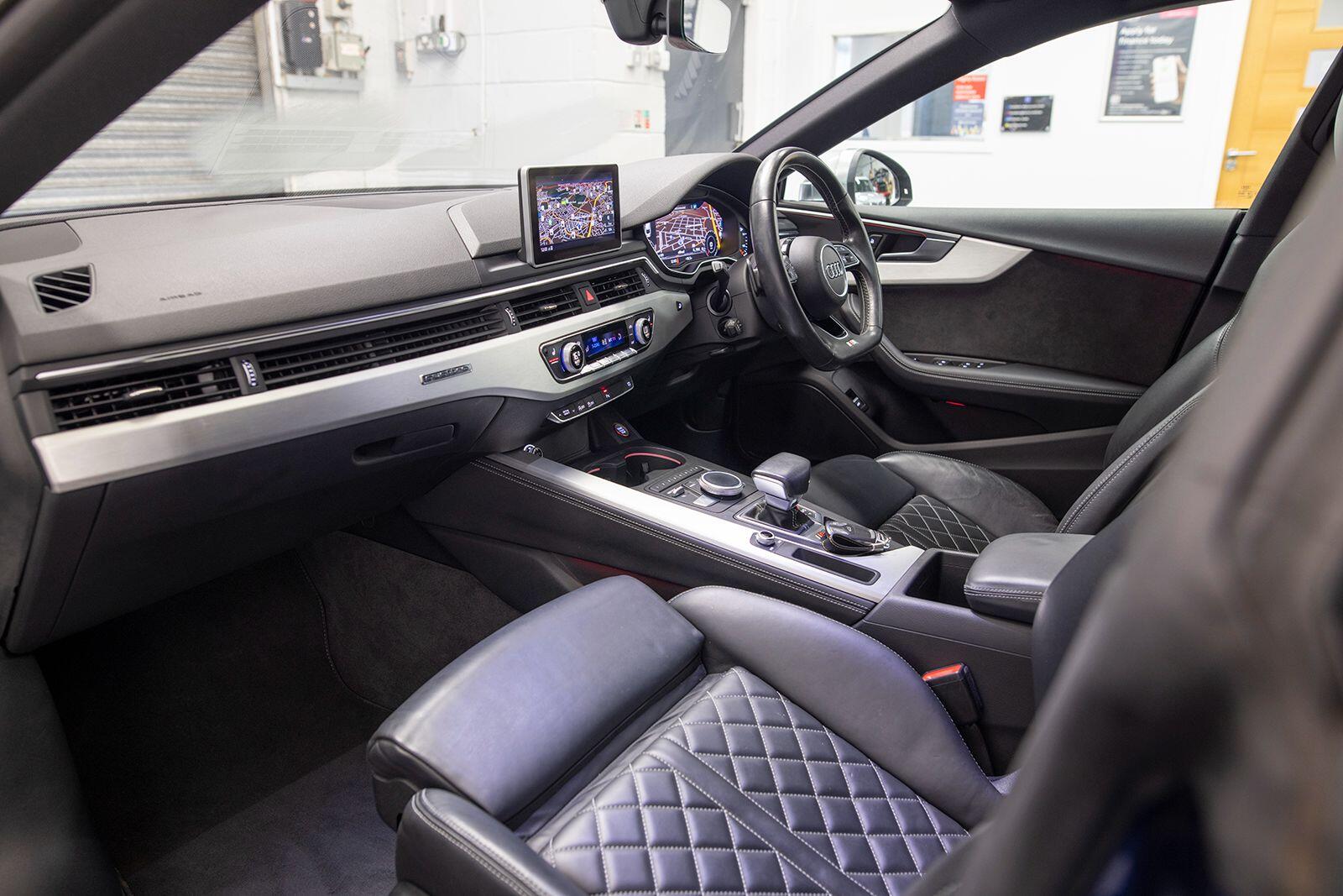 Audi S5 view 61