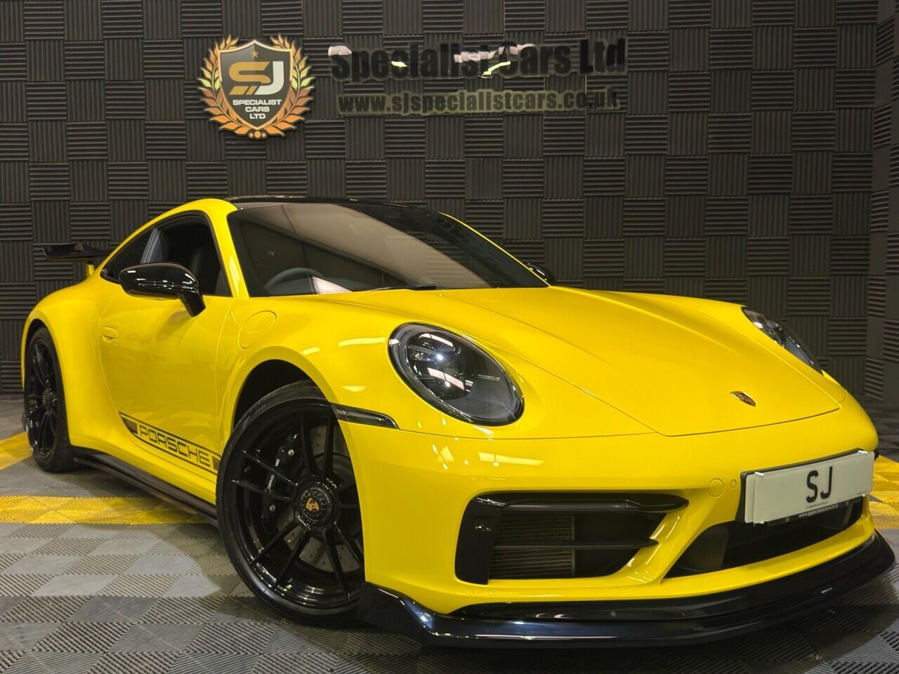 Porsche 911 main image