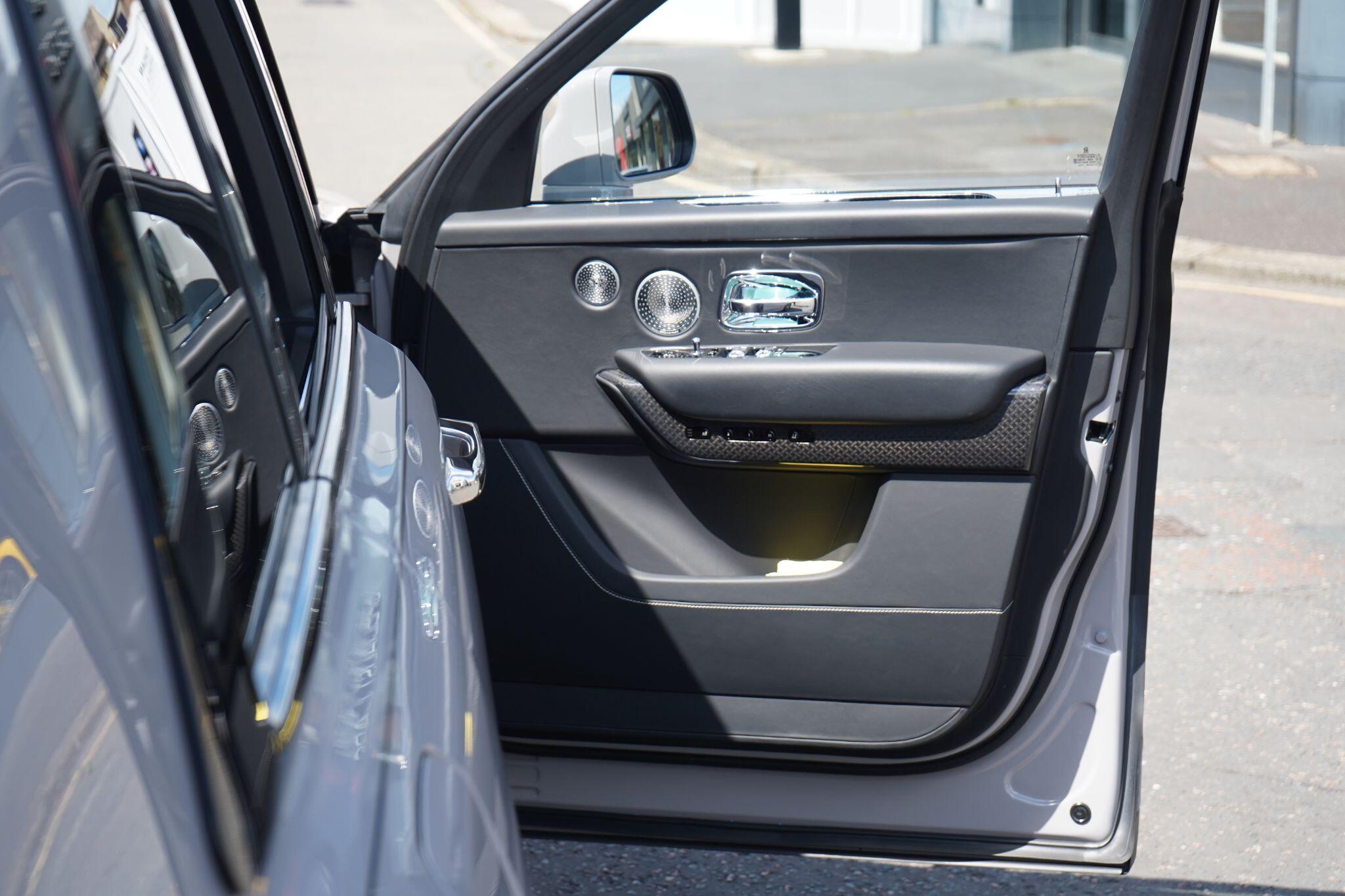 Rolls-Royce Cullinan view 18