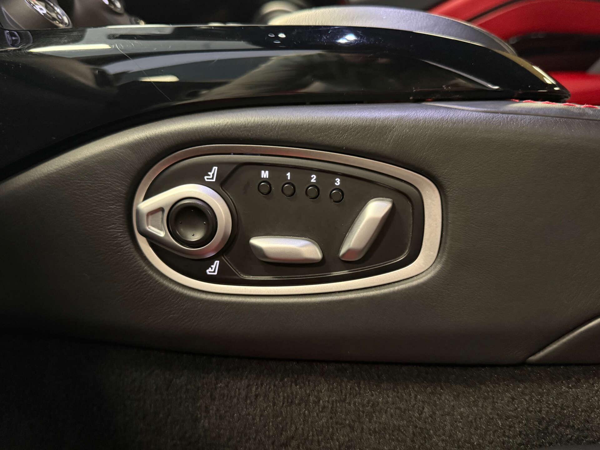 Aston Martin Vantage view 34