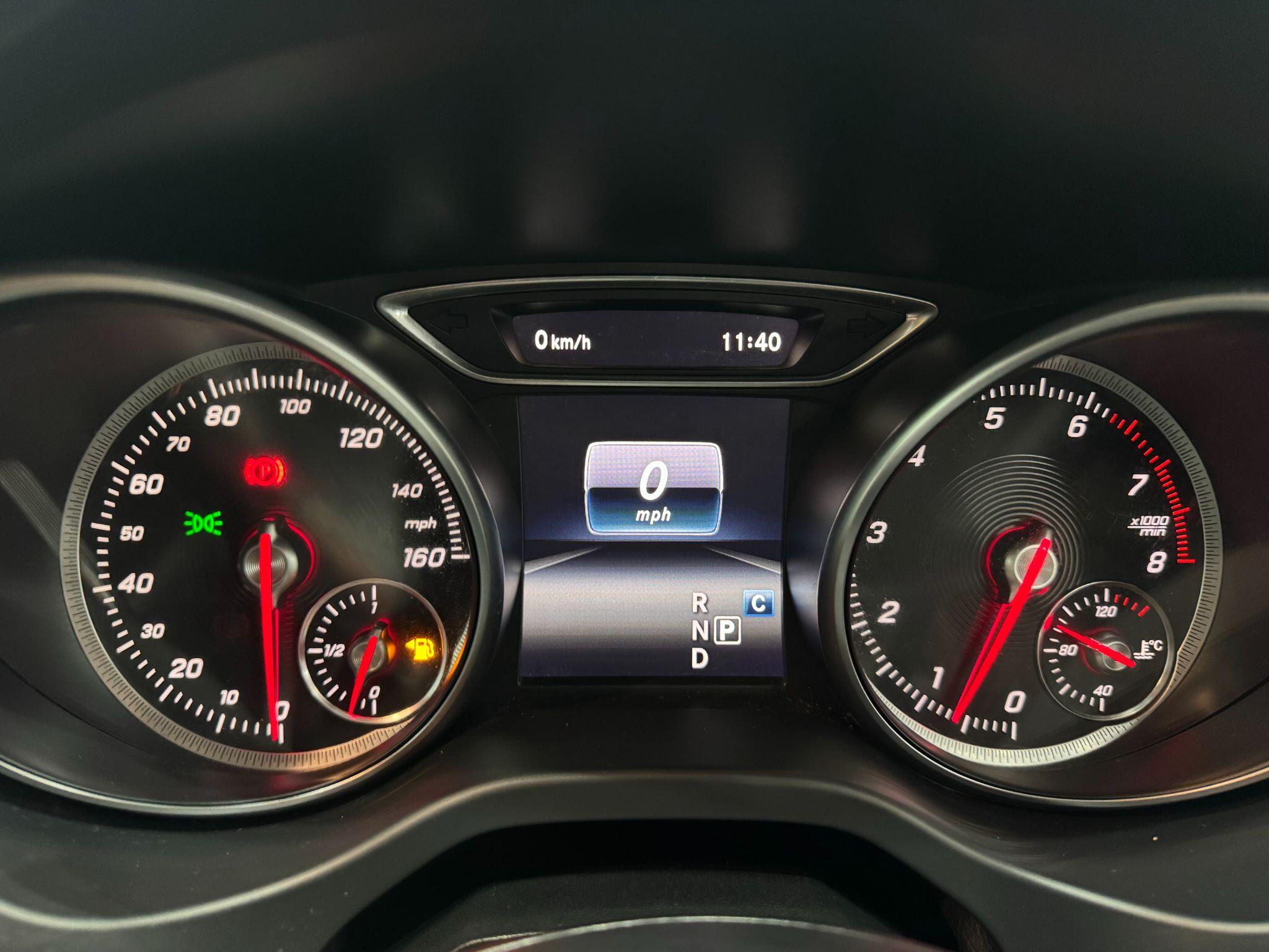 Mercedes-Benz GLA view 34