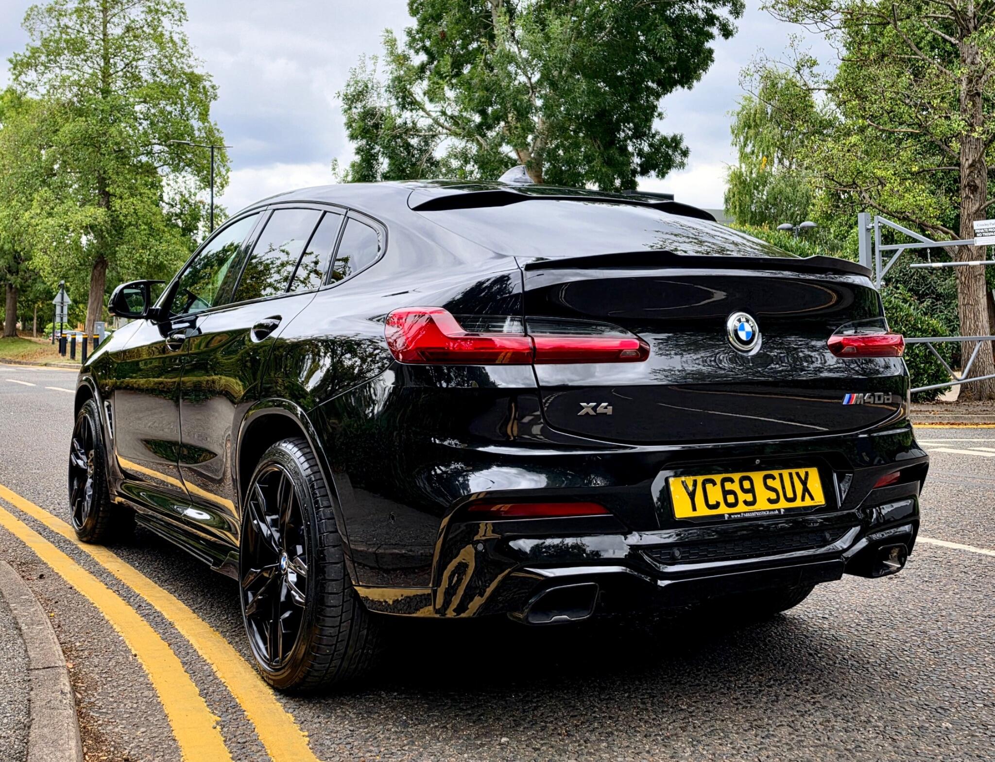 BMW X4 view 15