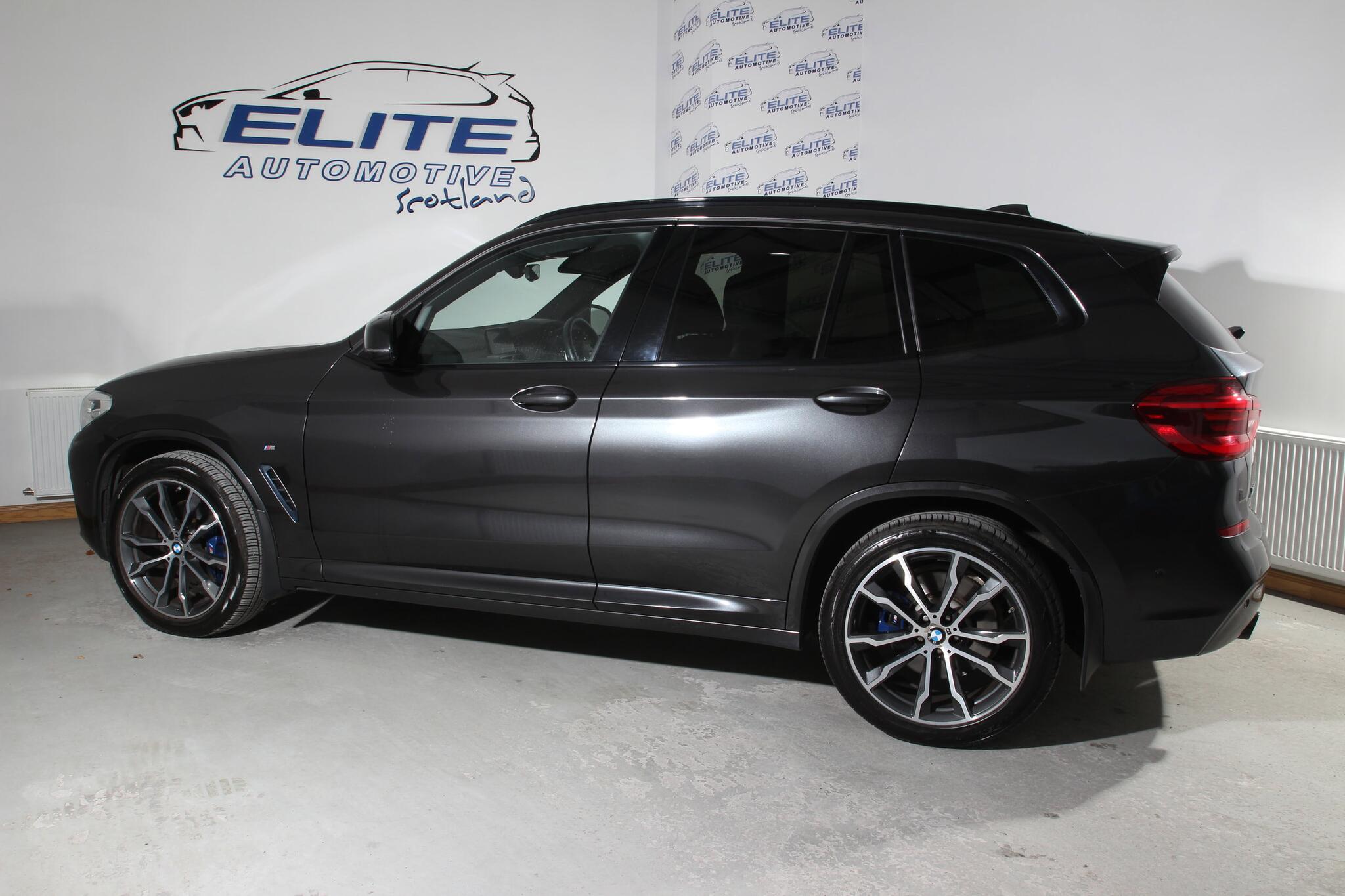 BMW X3 view 7