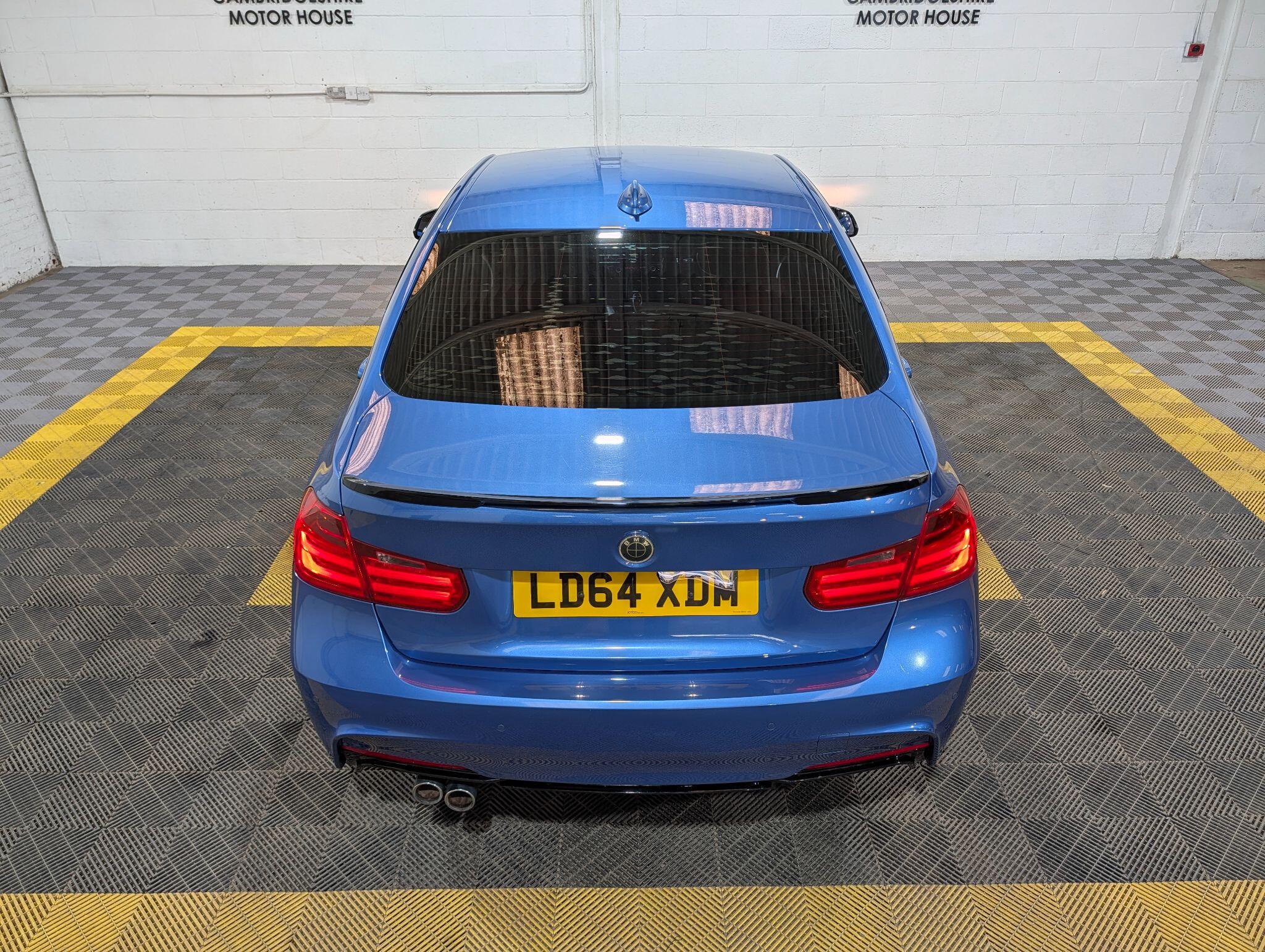 BMW 3 Series view 11