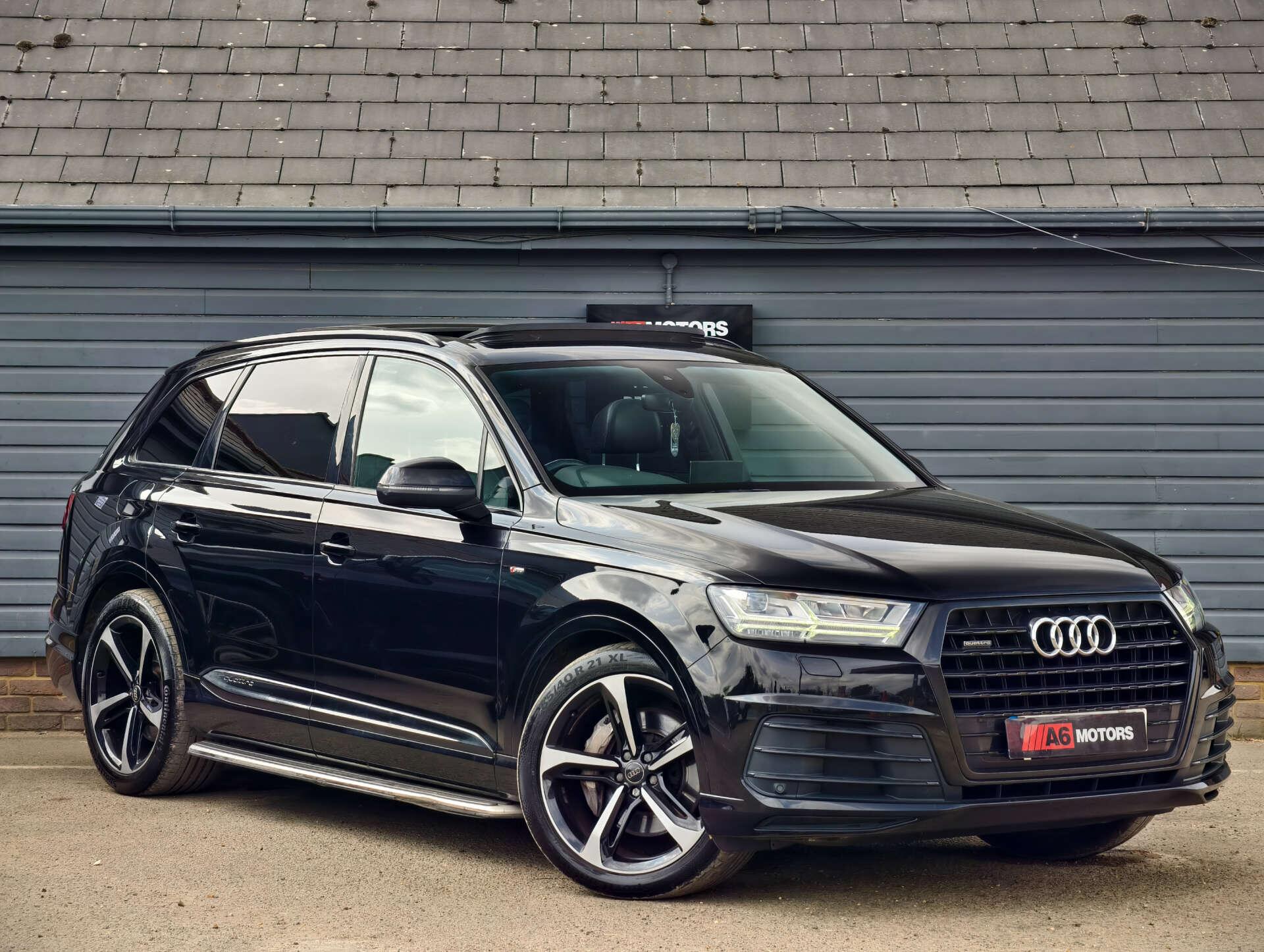 Audi Q7 main image