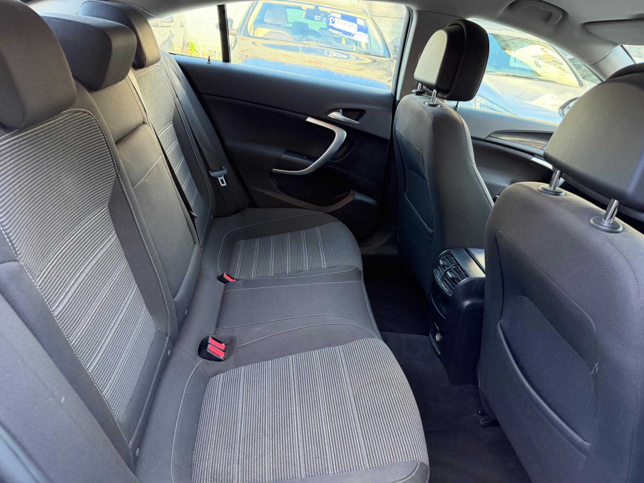Vauxhall Insignia view 28