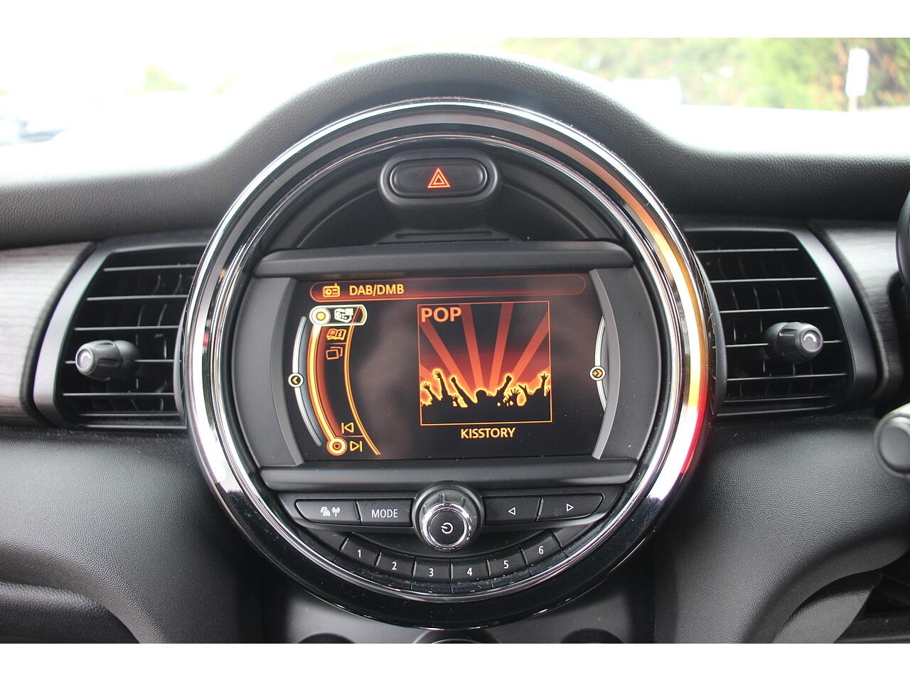 Mini Hatch view 21