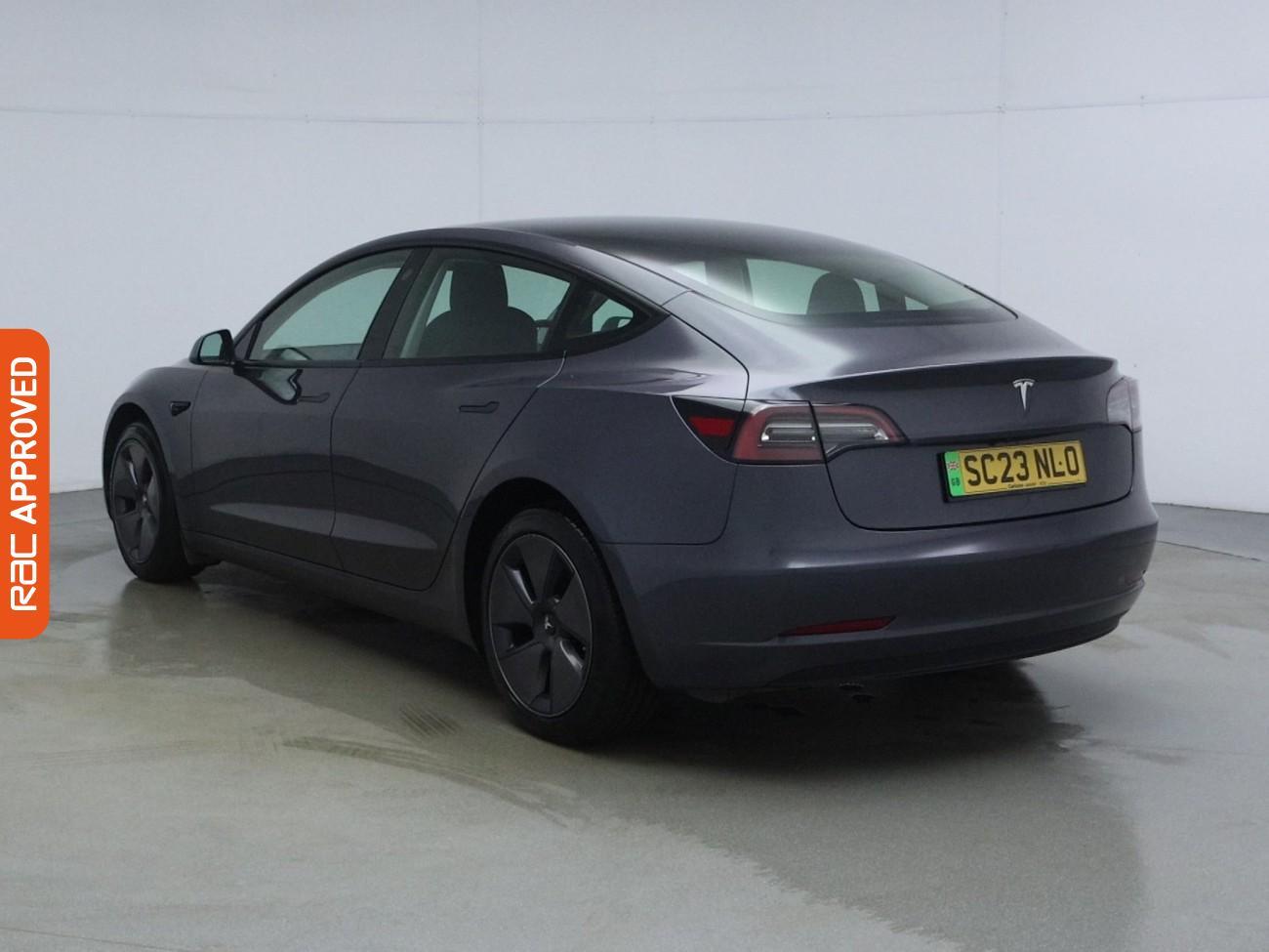 Tesla Model 3 view 5