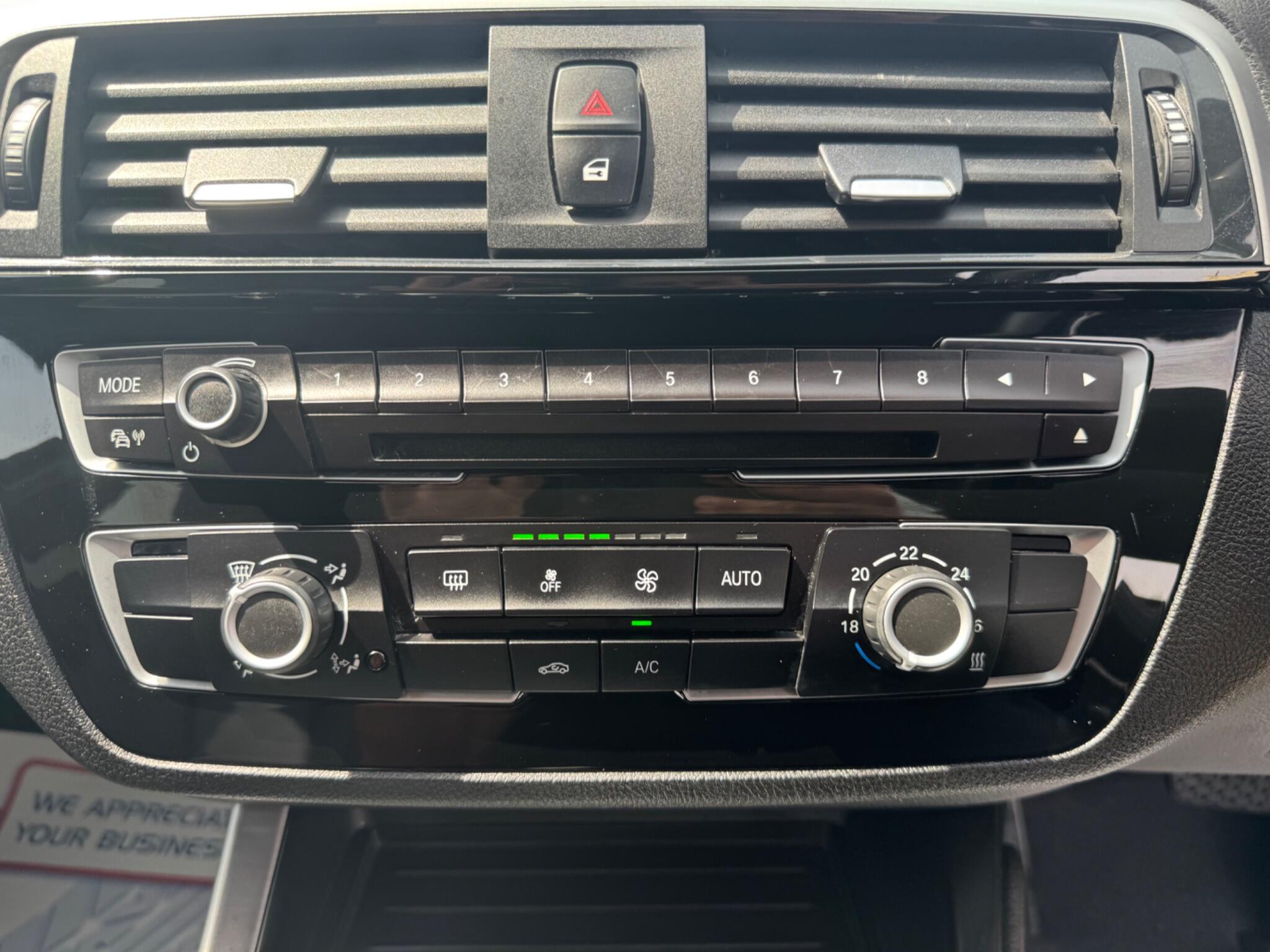 BMW 1 Series view 50