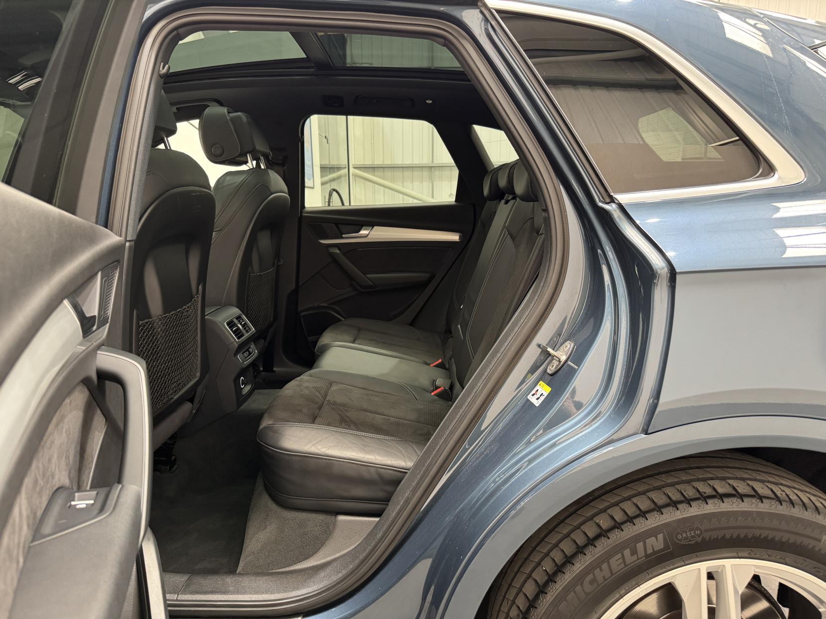 Audi Q5 view 62