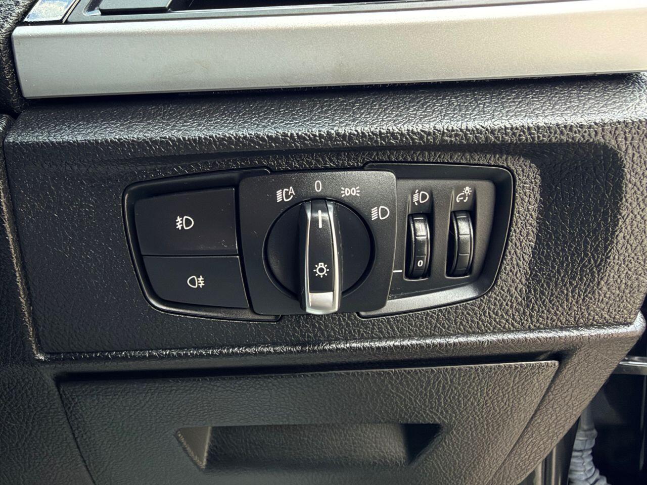 BMW 1 Series view 28