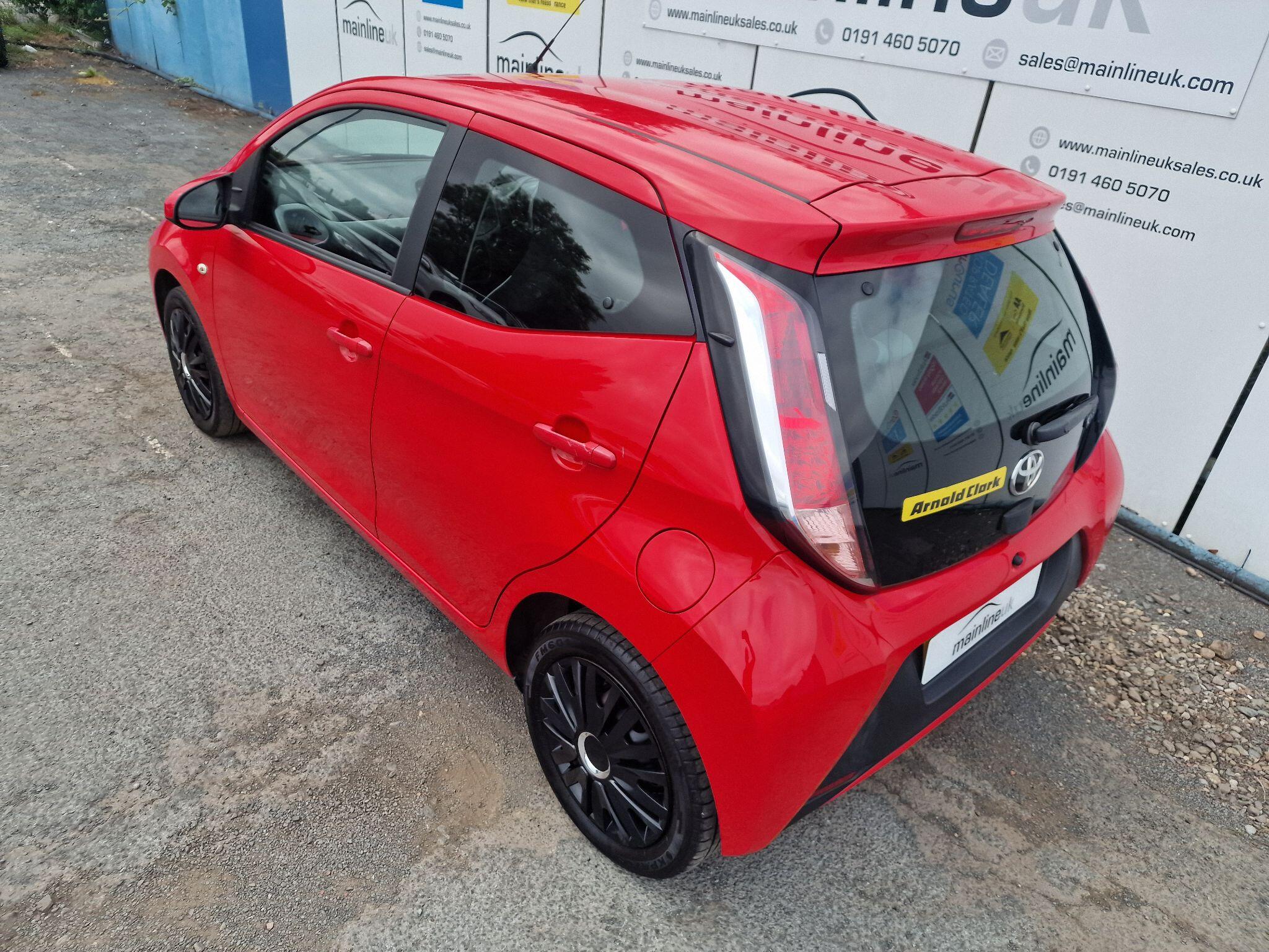 Toyota Aygo view 5